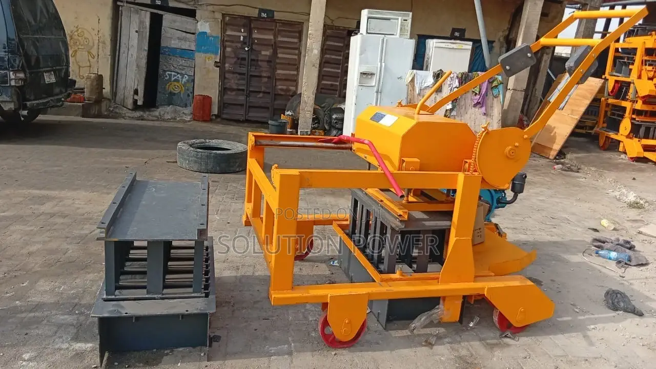 Block Molding Machine (Egg Layer)