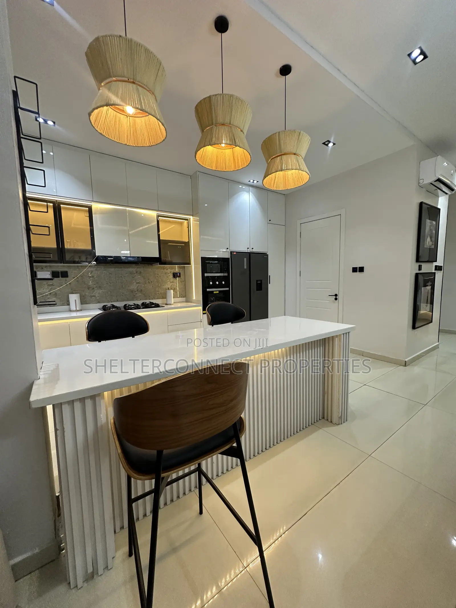 Fully Furnished 3bedroom Apartment With Pool ,Gym and Elevator