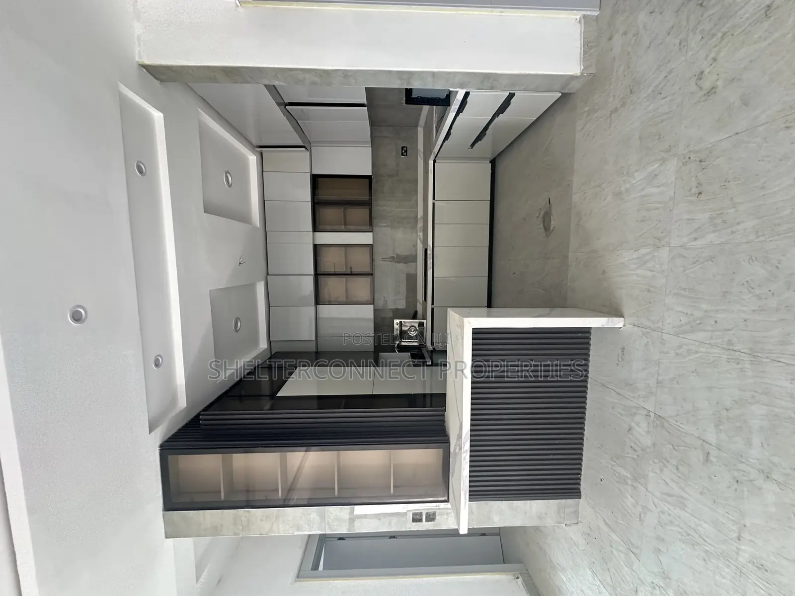 2bdrm Penthouse in Ikate for sale