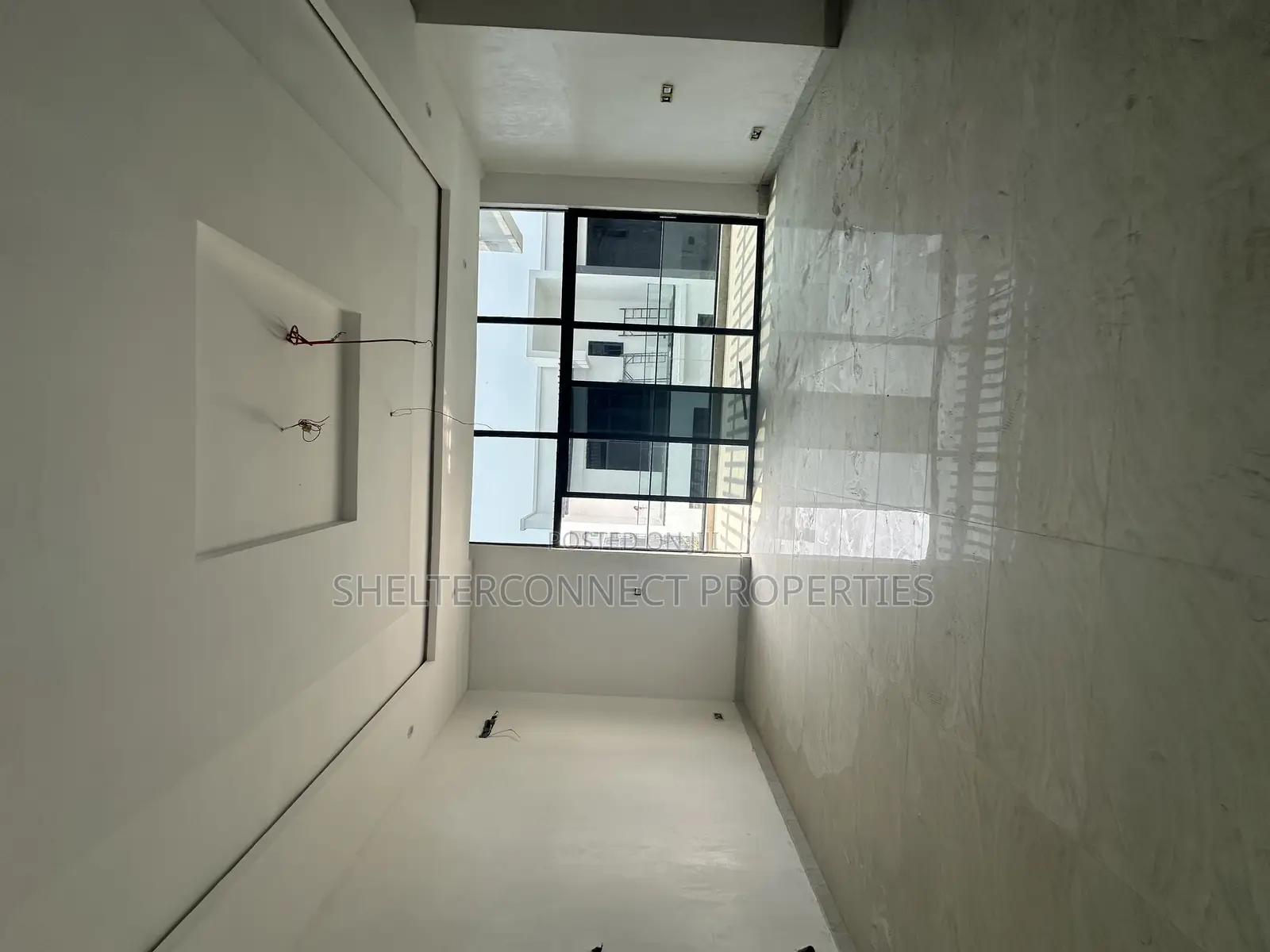2bdrm Penthouse in Ikate for sale