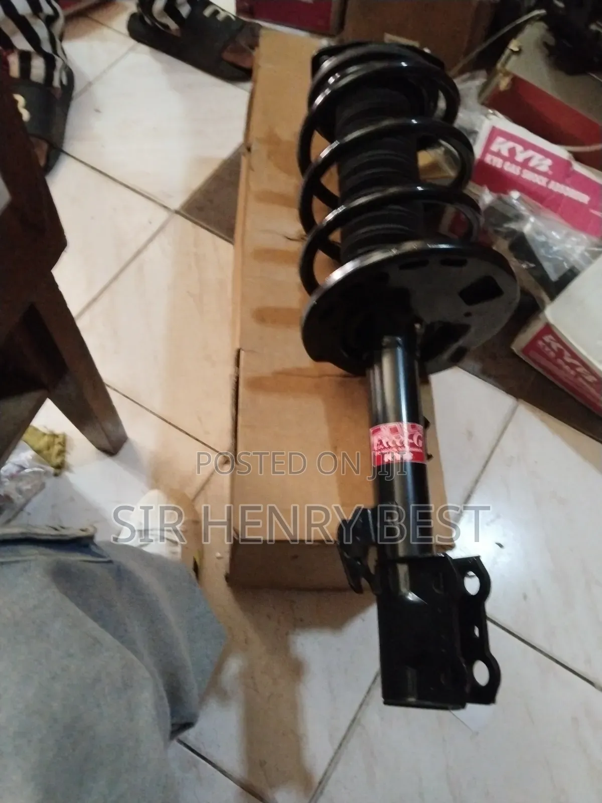 Front Shocks Absorbers Complete, Highlander 2014/019 . Lexus Rx 350