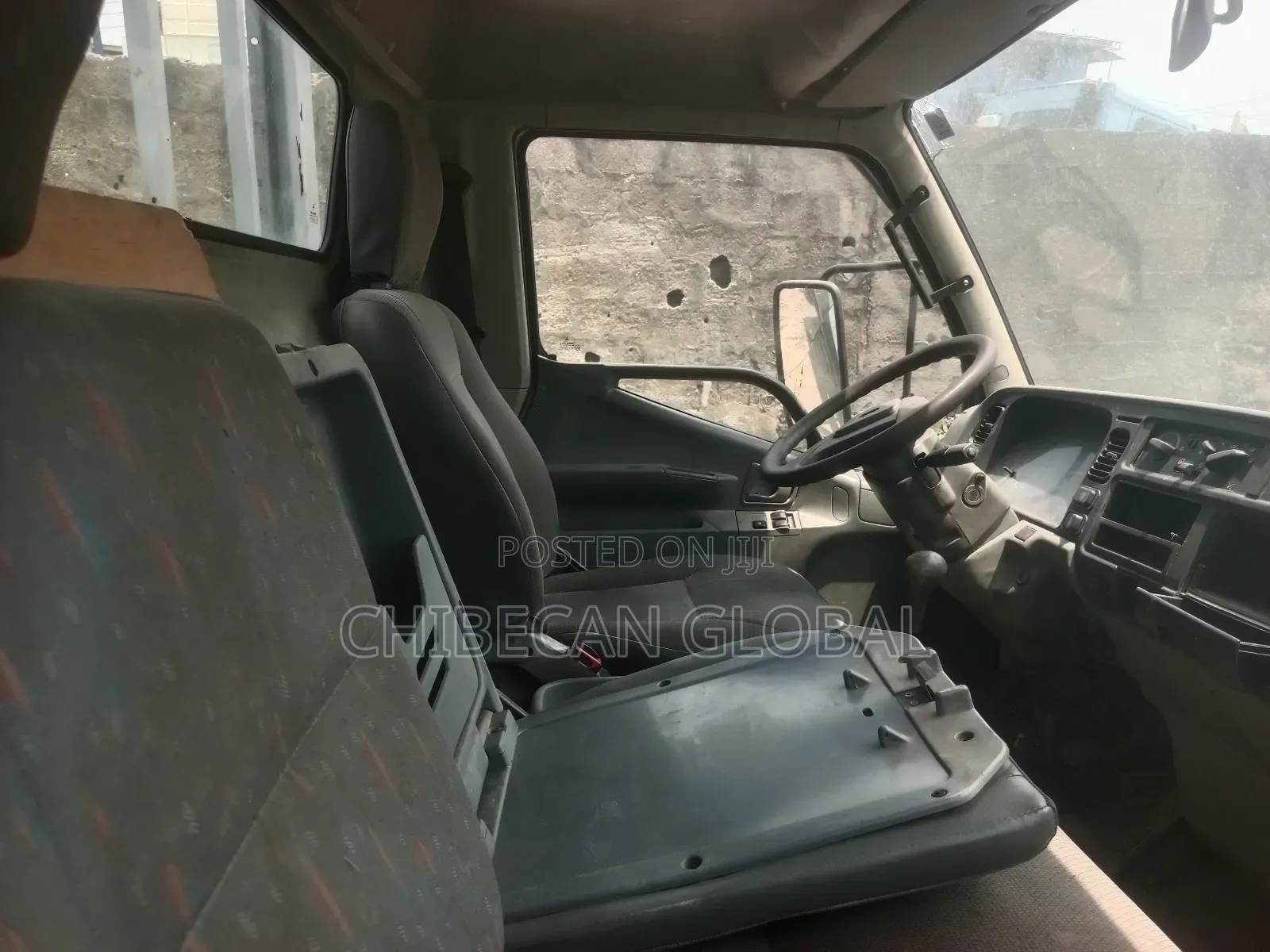 Mitsubishi Canter Truck With 6 Tyres (Foreign Used)