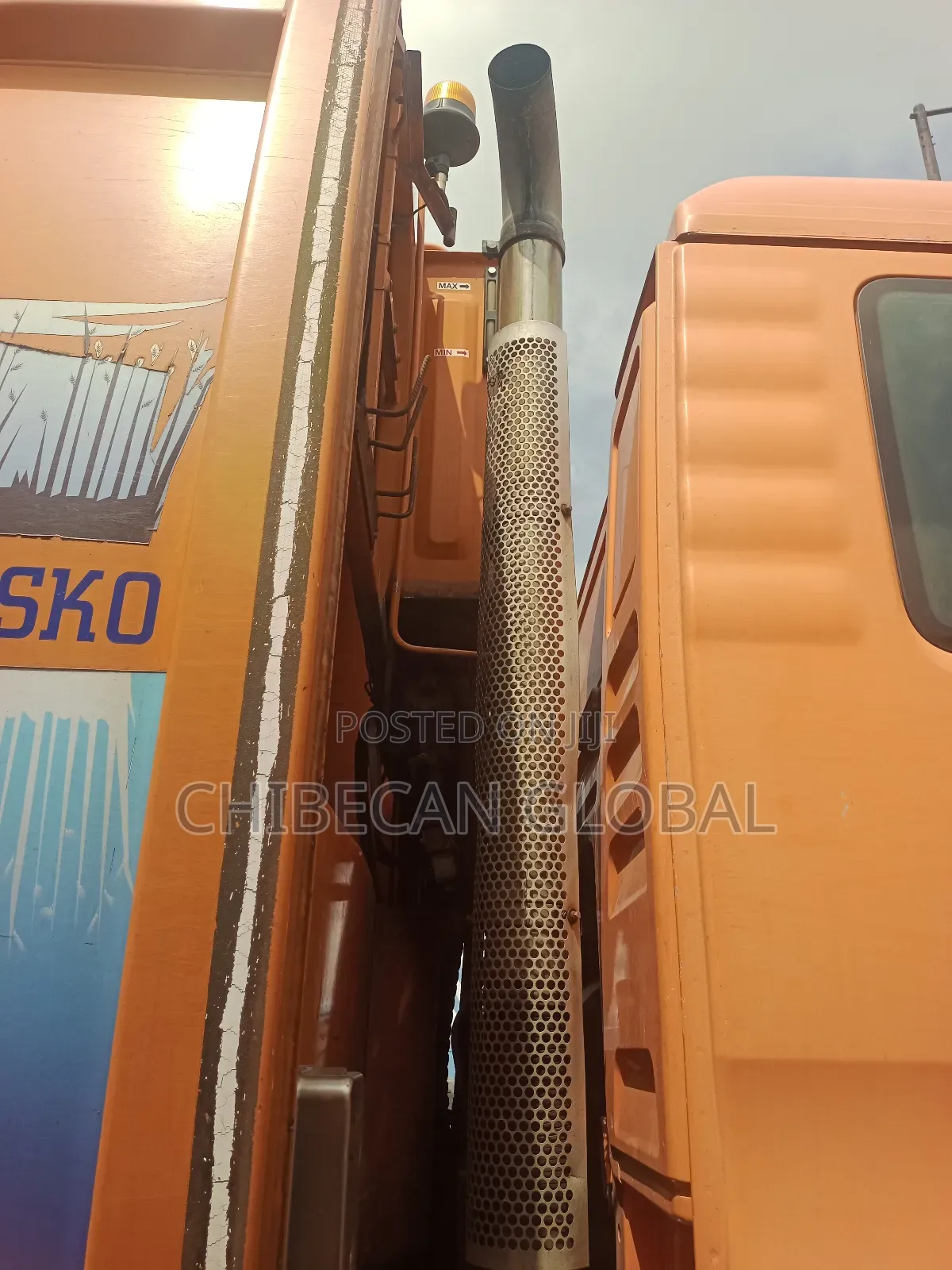 Man Diesel Garbage Compactor Truck (Foreign Used) 8 Tyres