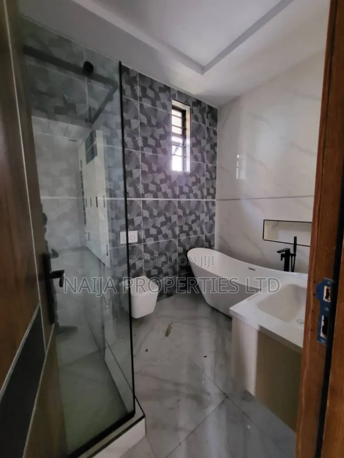 4bdrm Duplex in Orchid, Ikota for sale
