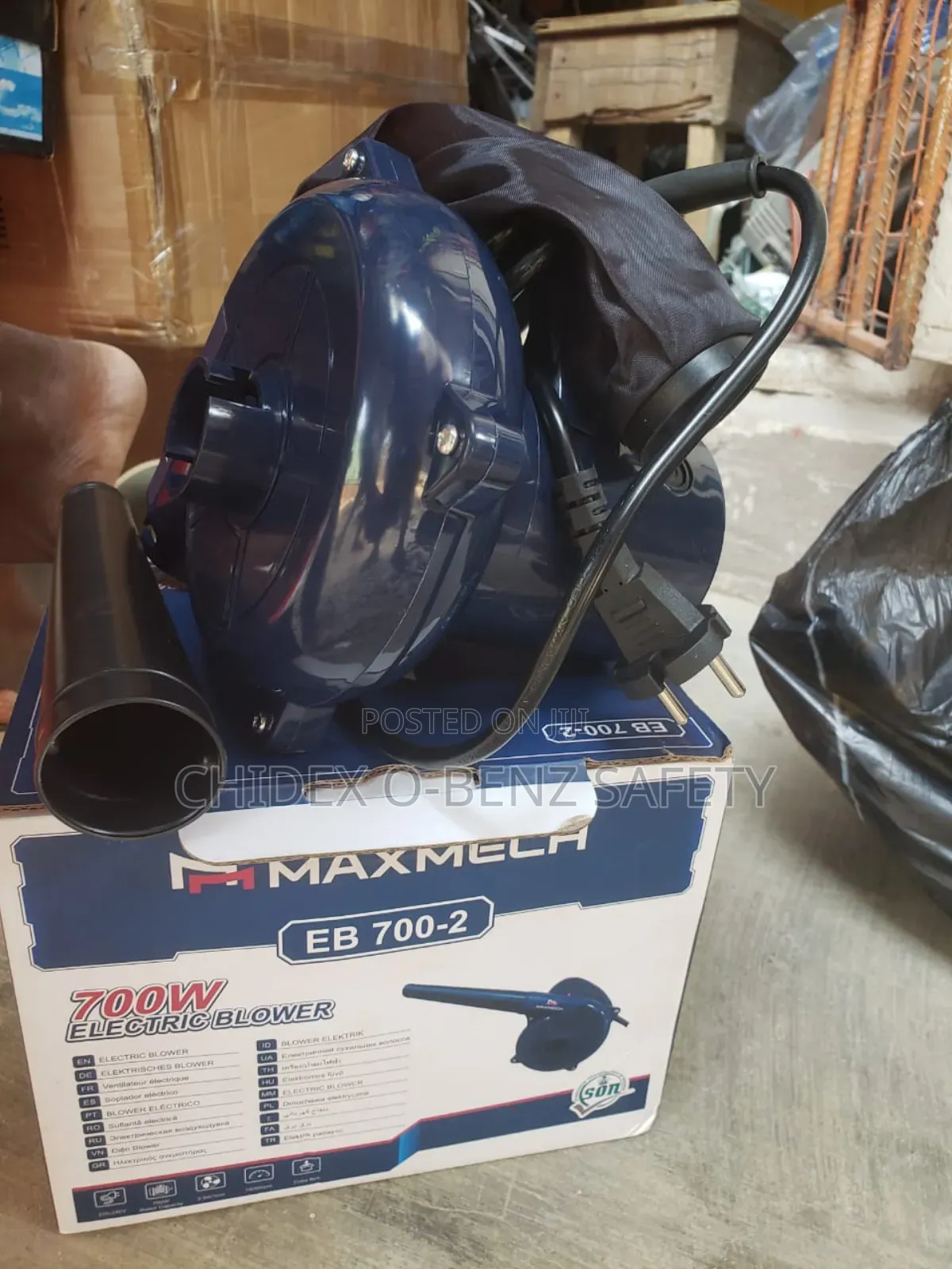 700w Maxmech Electric Blower