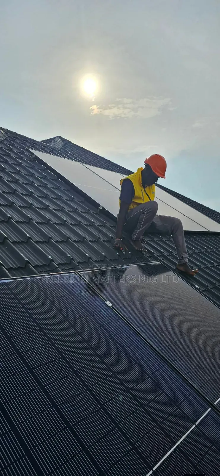 Panel Installation Cola Solar