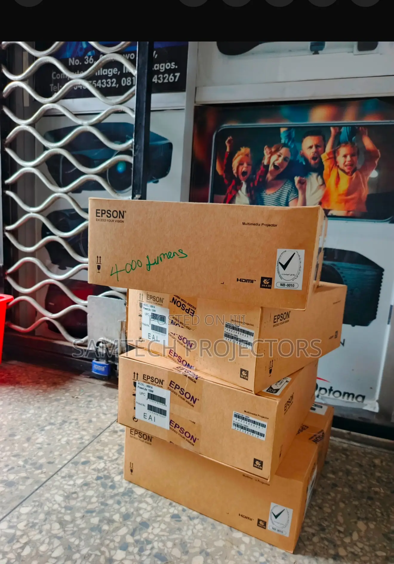 Brand New Epson 4000 Lumens, In Lagos Island, Abuja, Warri, Ibadan, Ph