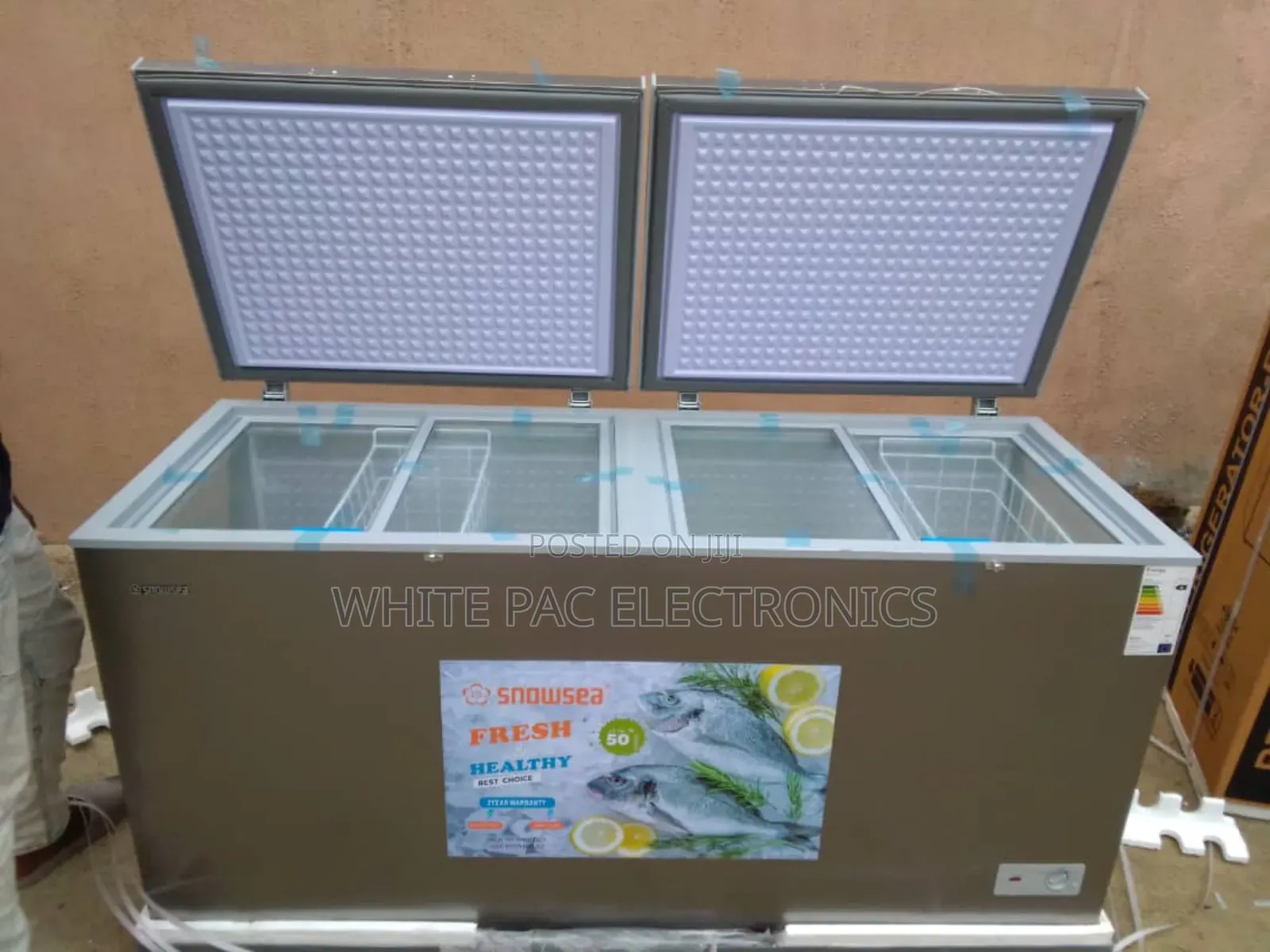 Snowsea Double Door 700 Litre Chest Freezer ( Inner Glass Door ) 1 Yrs