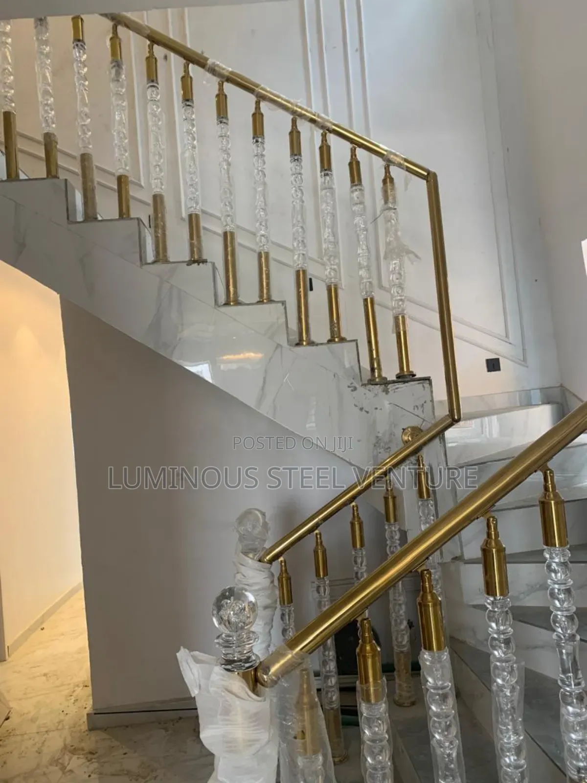 Crystal Stair Columns With Many Column Shapes for Luxury  