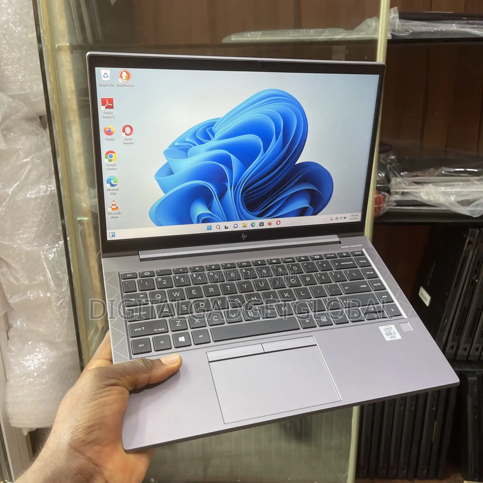 Laptop HP ZBook Firefly 14 G7 8GB Intel Core i5 SSD 256GB