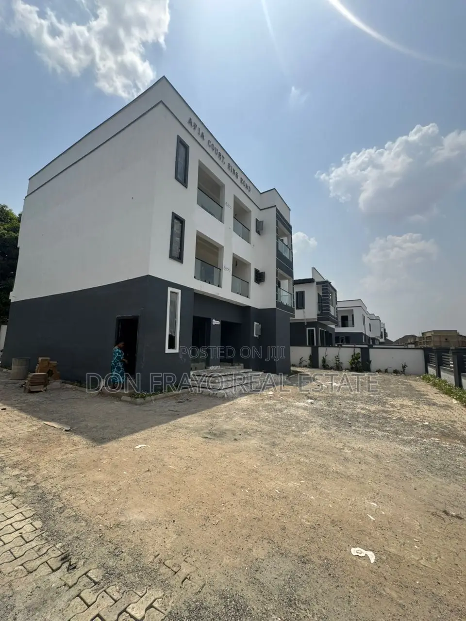 3bdrm Apartment in Ring Road Gra, Oluyole Estate for sale