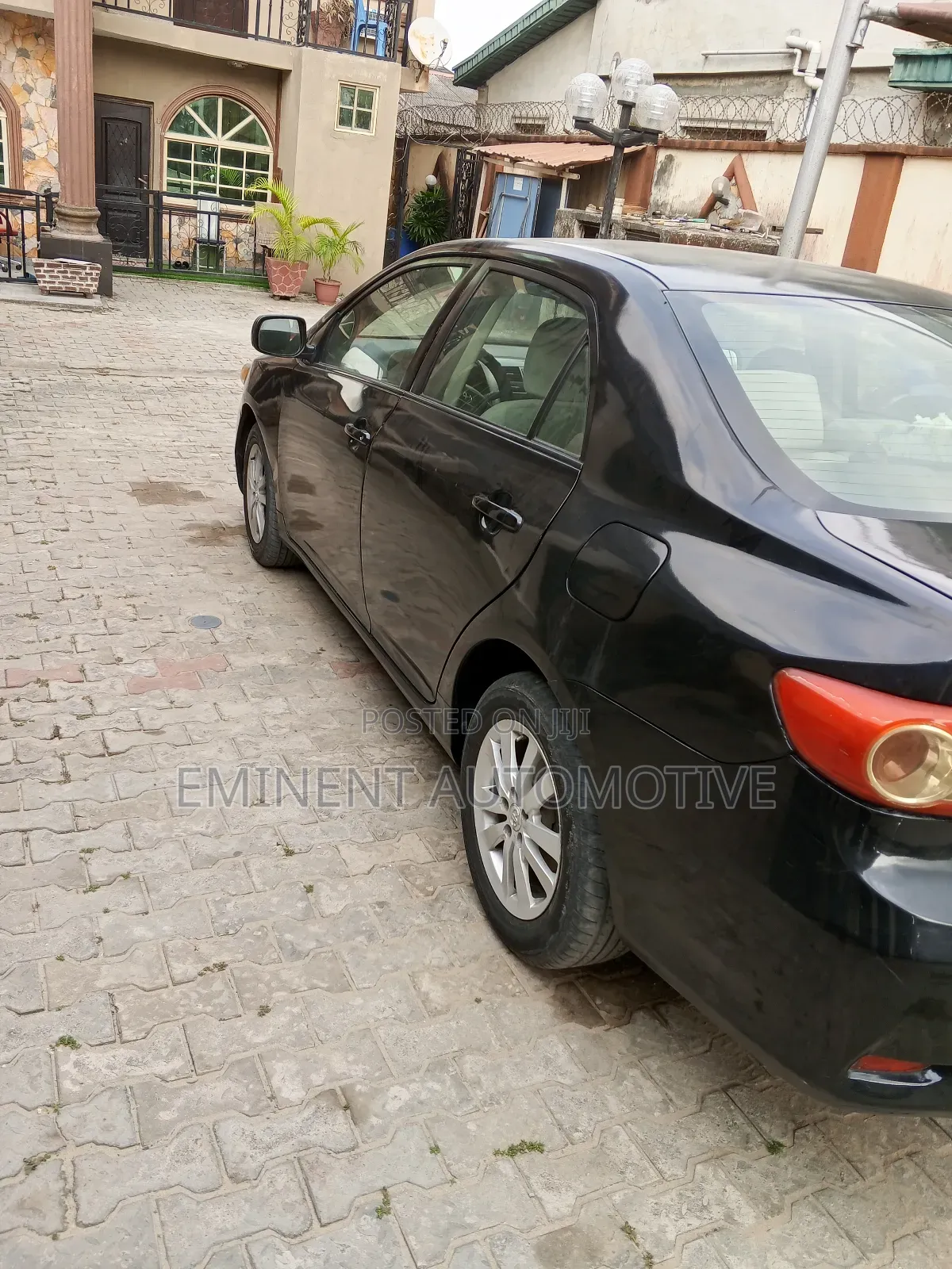 Toyota Corolla LE 4dr Sedan (1.8L 4cyl 4A) 2011 Black