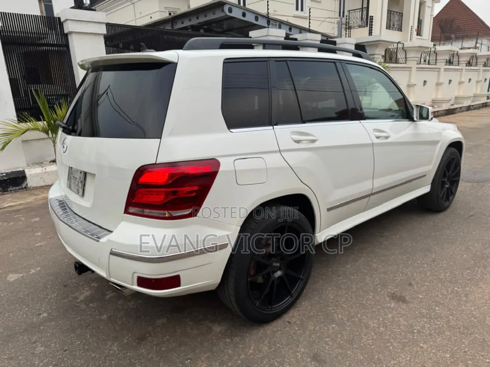 Mercedes-Benz GLK-Class 350 2011 White