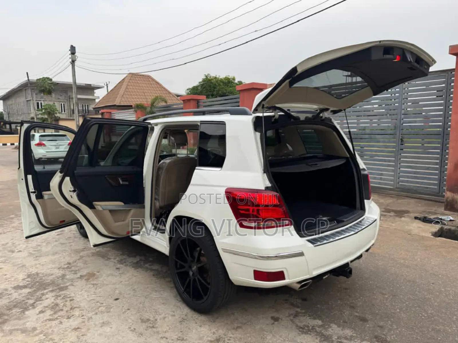 Mercedes-Benz GLK-Class 350 2011 White