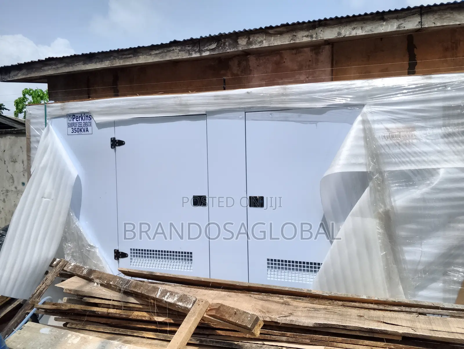 Perkins Sp-350 350kva Soundproof Generator –Premium Diesel Power Unit