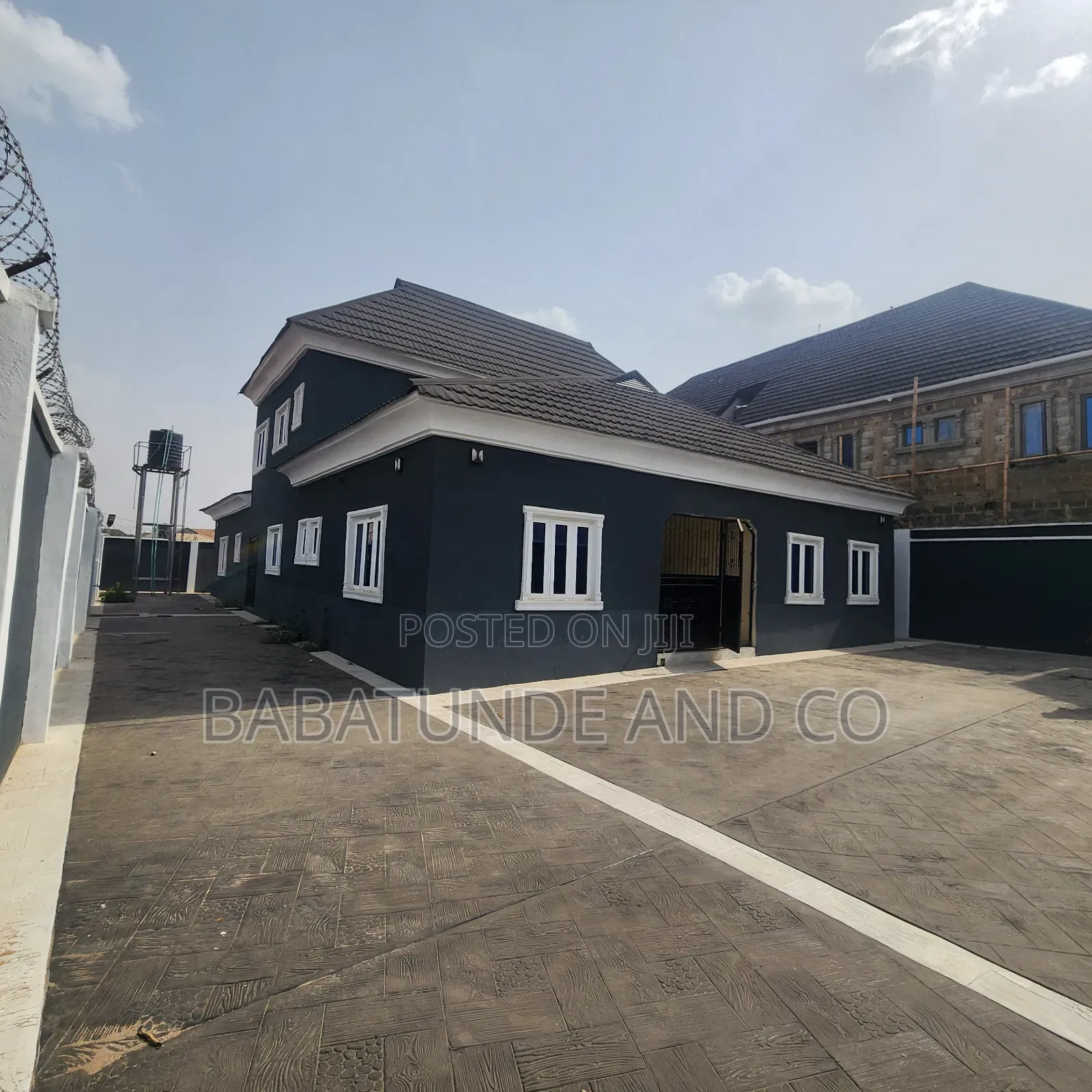 3bdrm Bungalow in Akala Express for sale