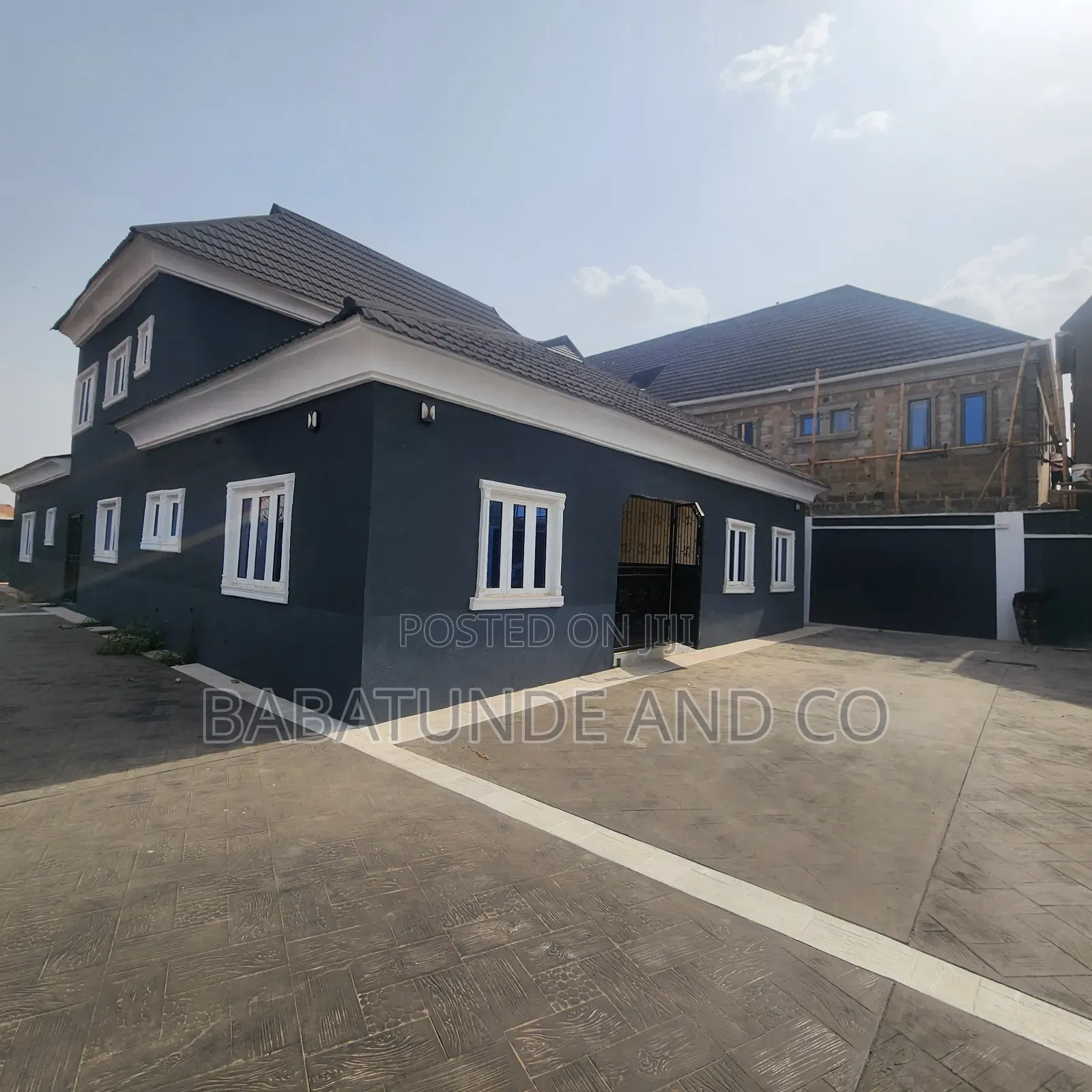 3bdrm Bungalow in Akala Express for sale