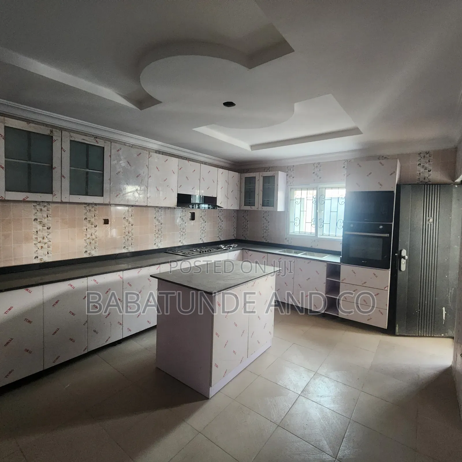 3bdrm Bungalow in Akala Express for sale