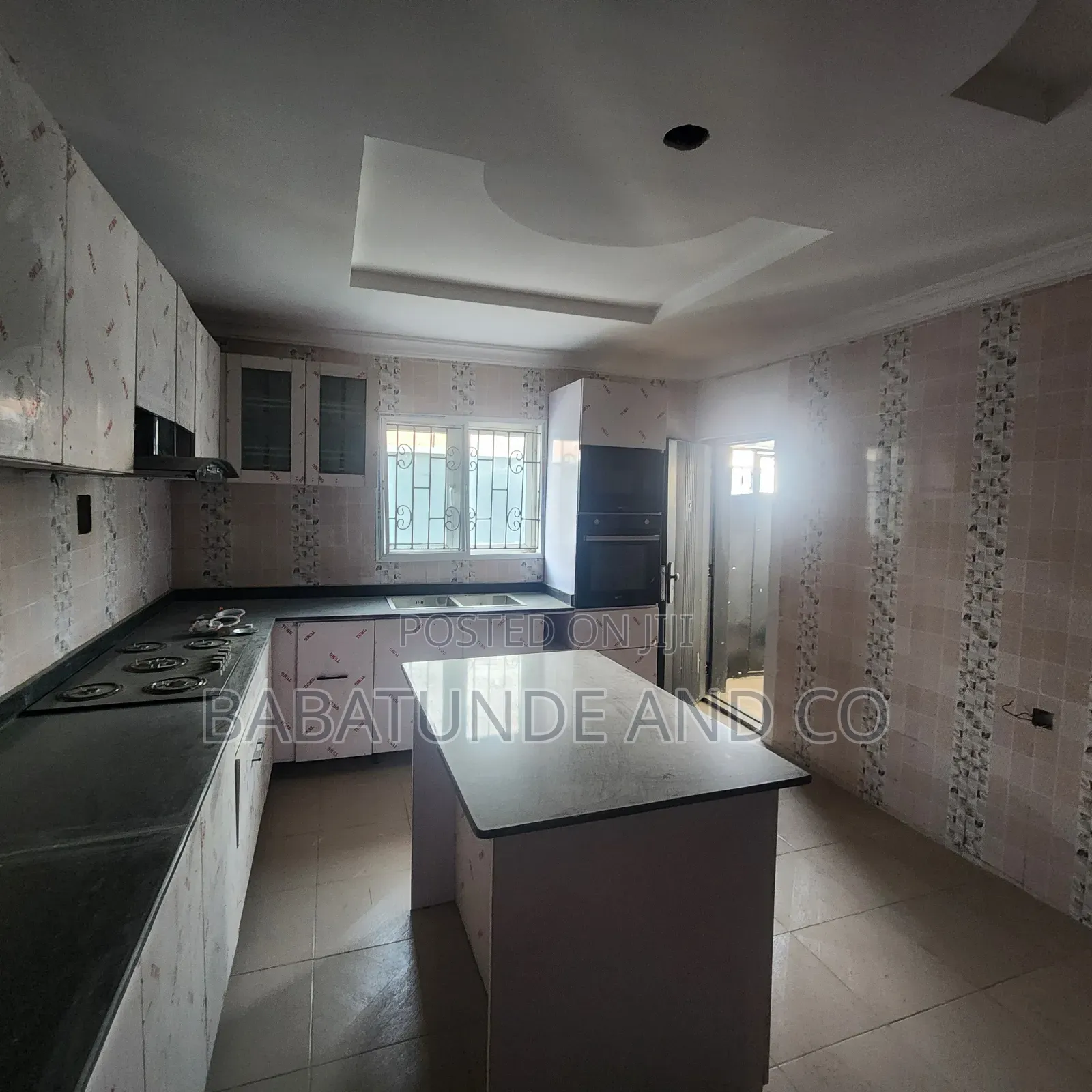3bdrm Bungalow in Akala Express for sale