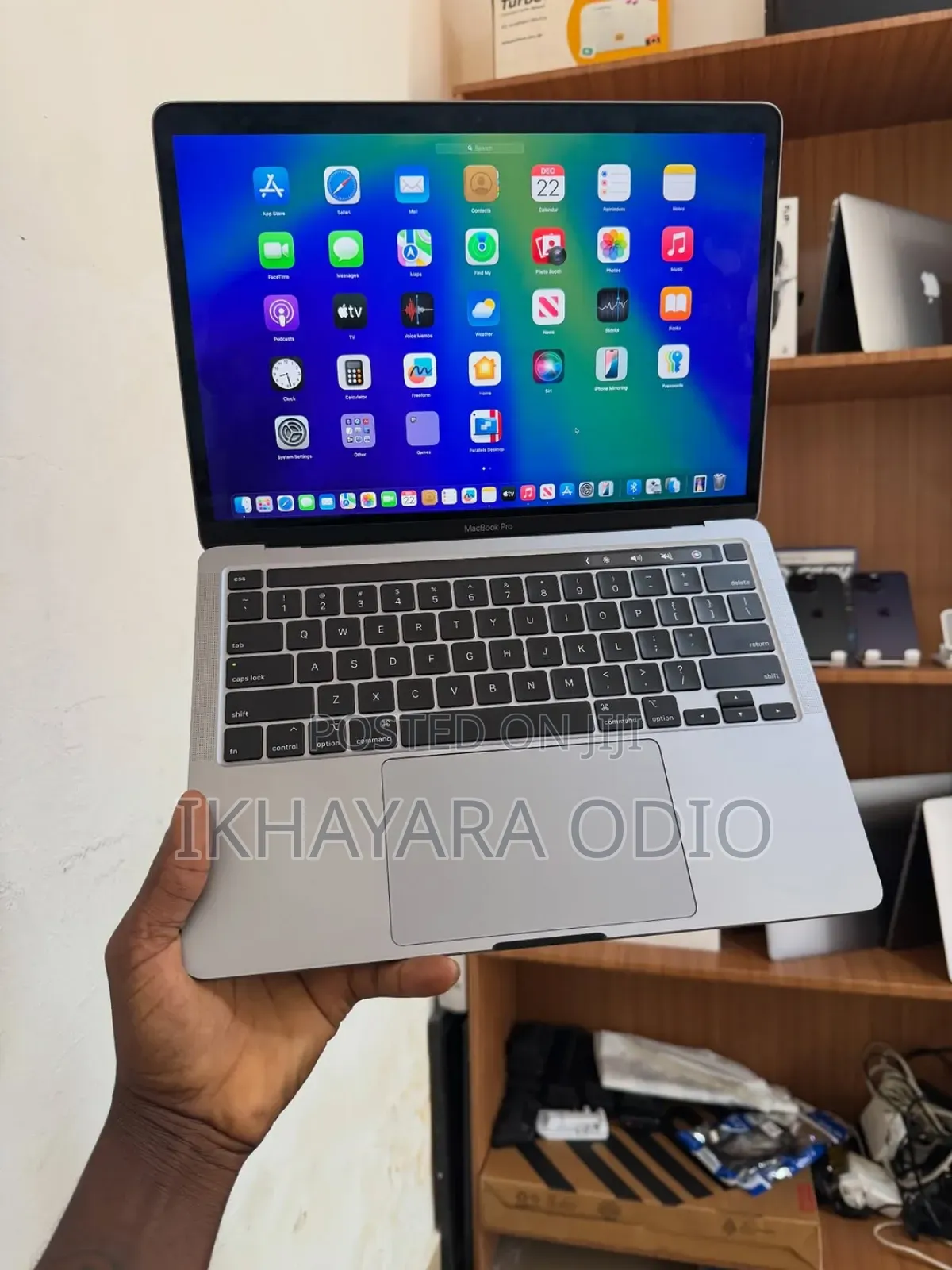 Laptop Apple MacBook 2020 32GB Intel Core i7 SSD 512GB