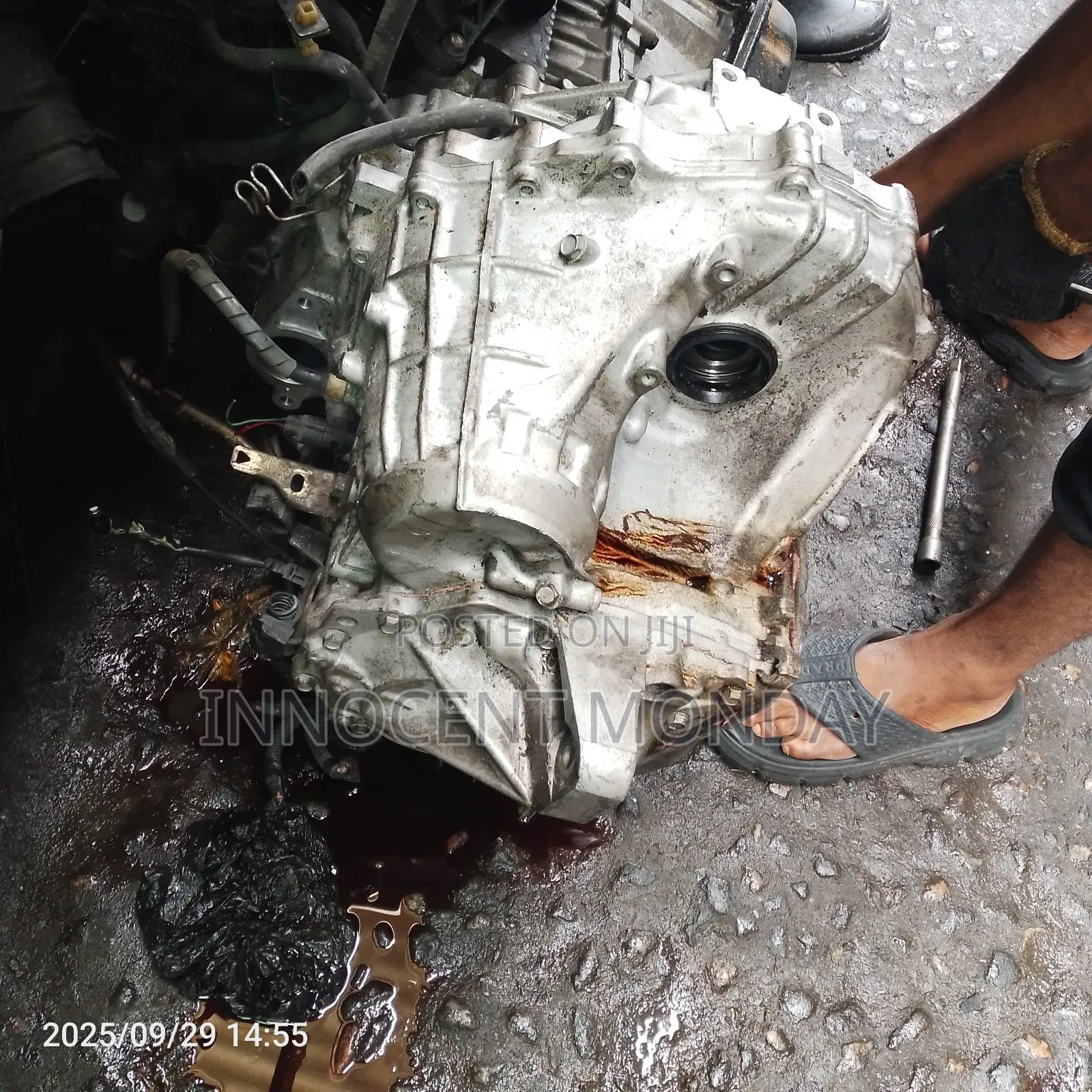 10 Pin Gearbox for Toyota Camry 2004.