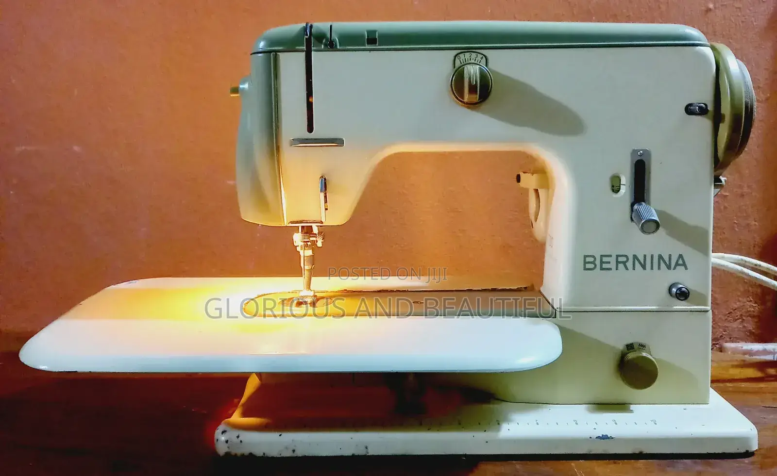 Bernina Electric Sewing Machine, Straight, Zigzag, Buttonhole Etc