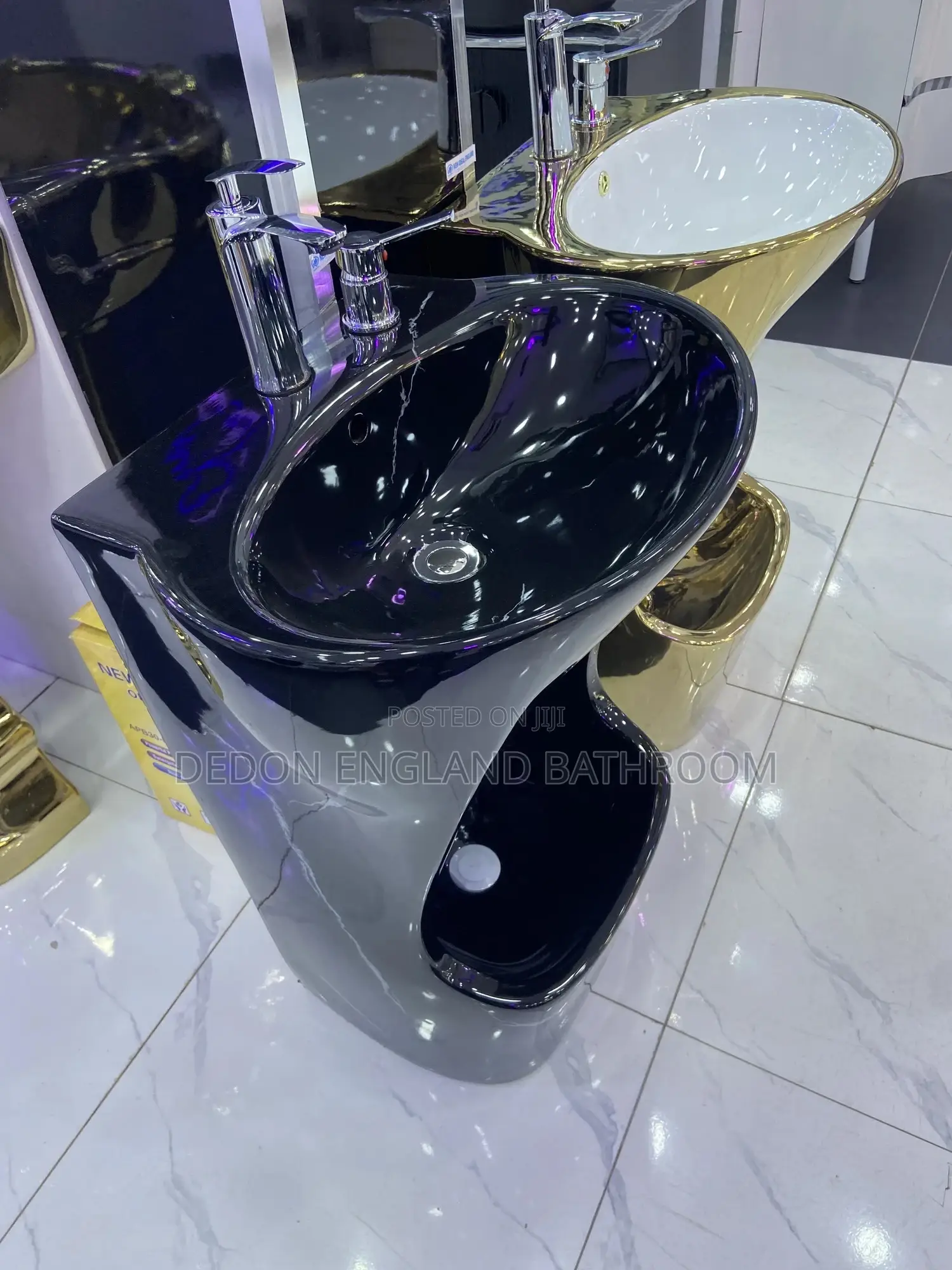England Standard Black Ablution Basin