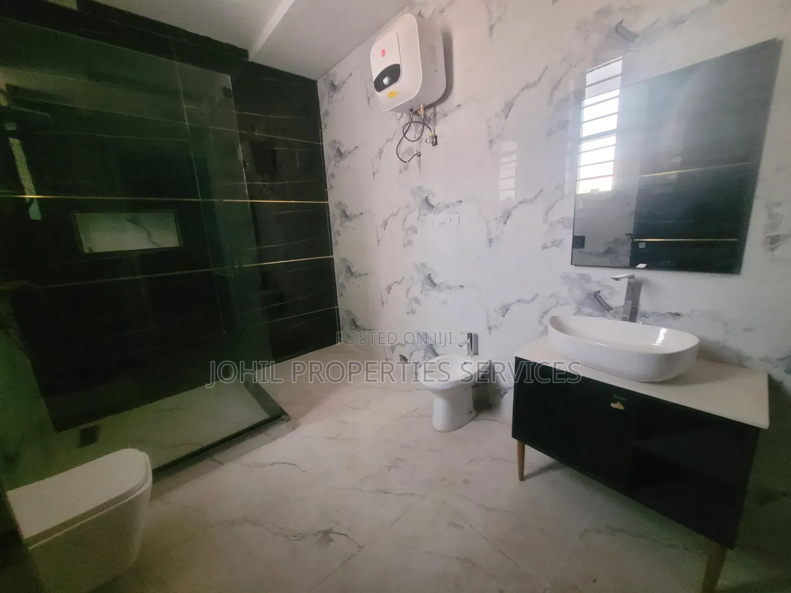 6bdrm Duplex in Asokoro for sale