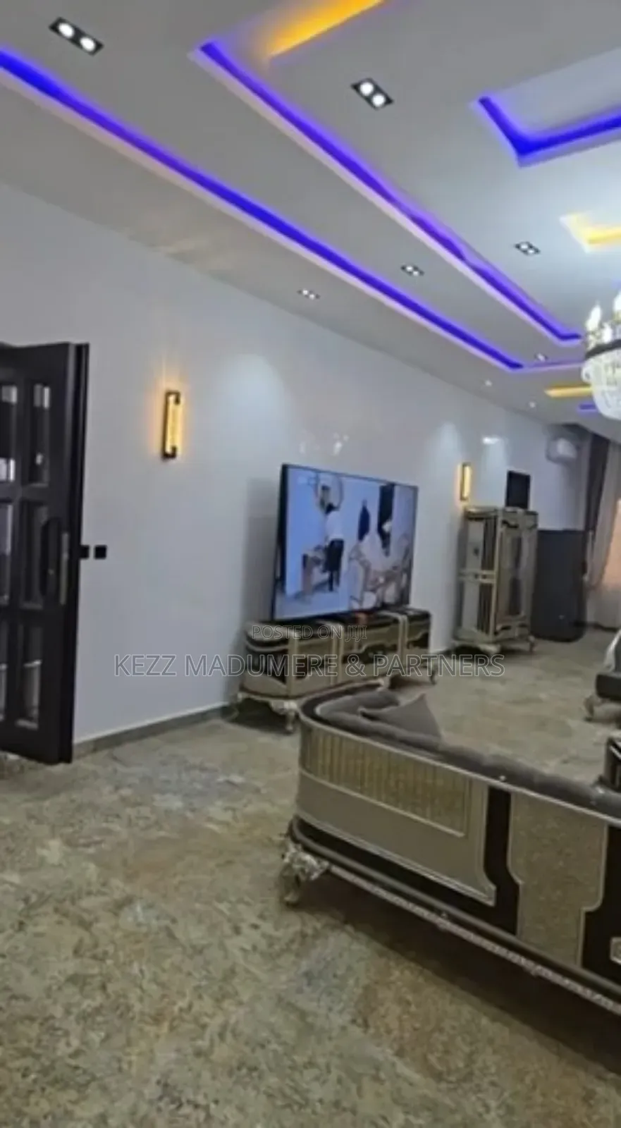 Furnished 5bdrm Duplex in Independence Layout for sale