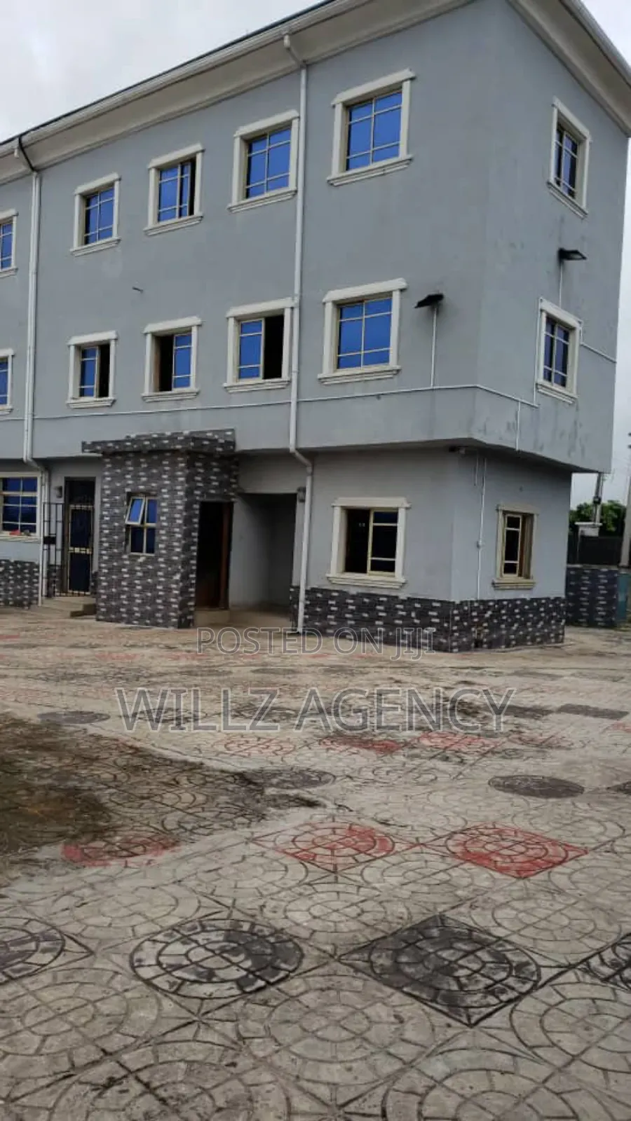 Newly Built 150 Rooms House