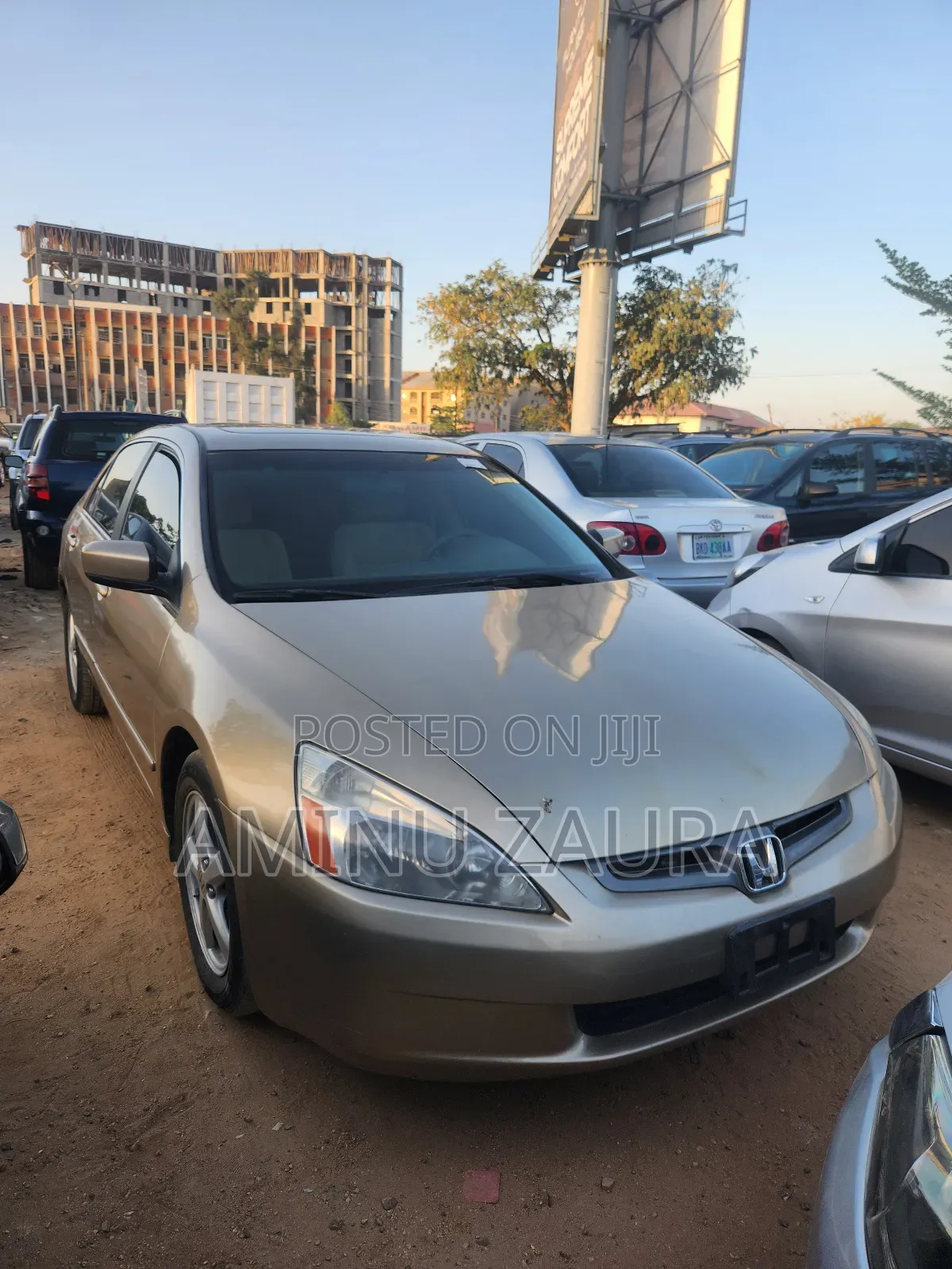 Honda Accord 2004 Gold