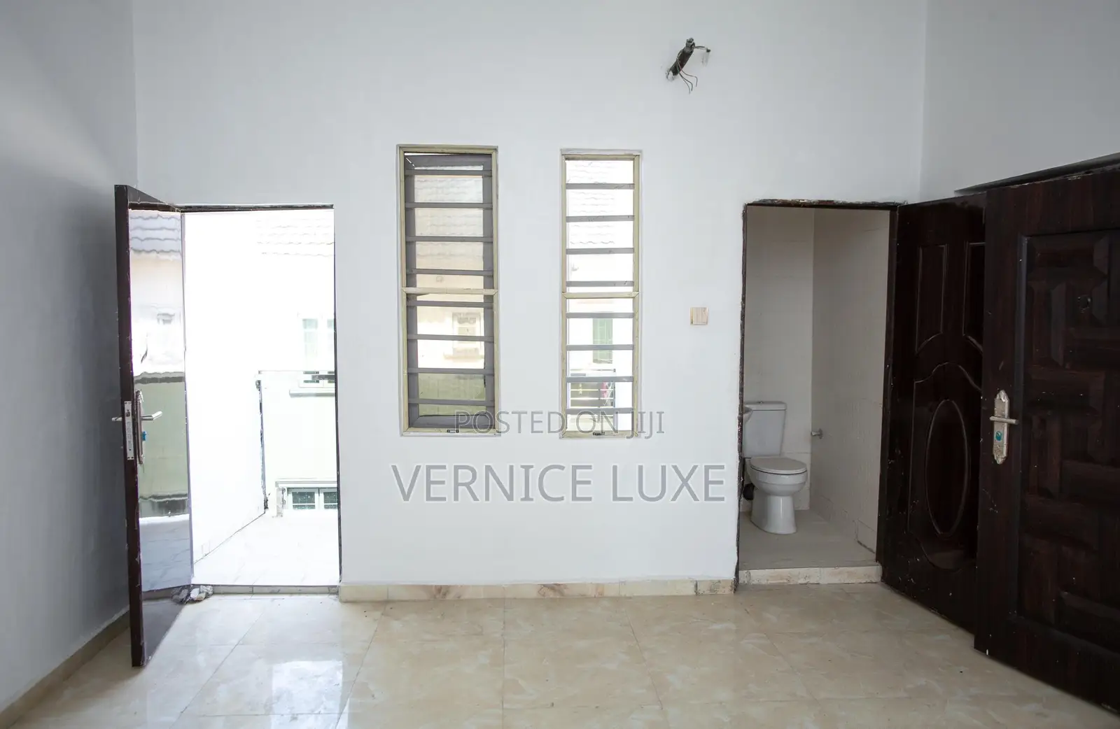 2bdrm Block of Flats in Osapa, Lekki for sale