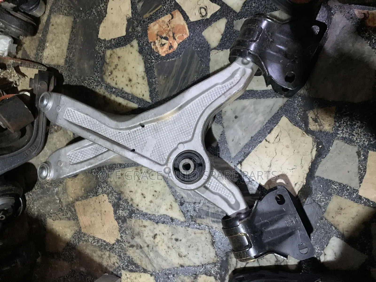 Lower Arm Ford Edge 2018 Model