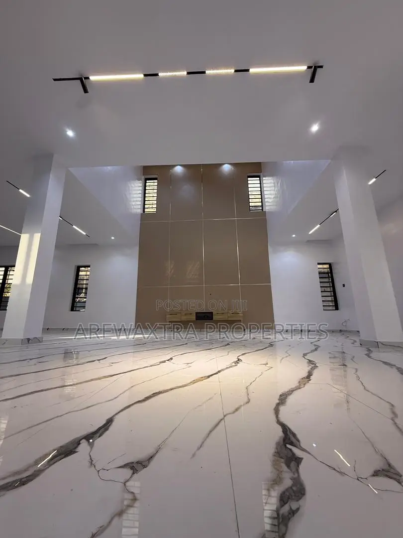 5 Bedroom Modern Duplex and Bq for Sale