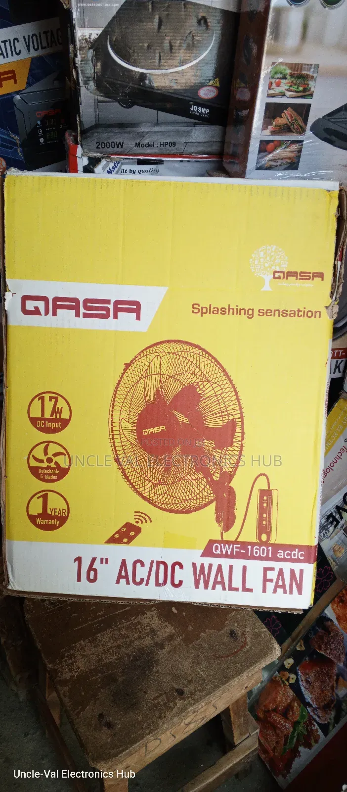 Qasa 16" Ac Dc Wall Fan