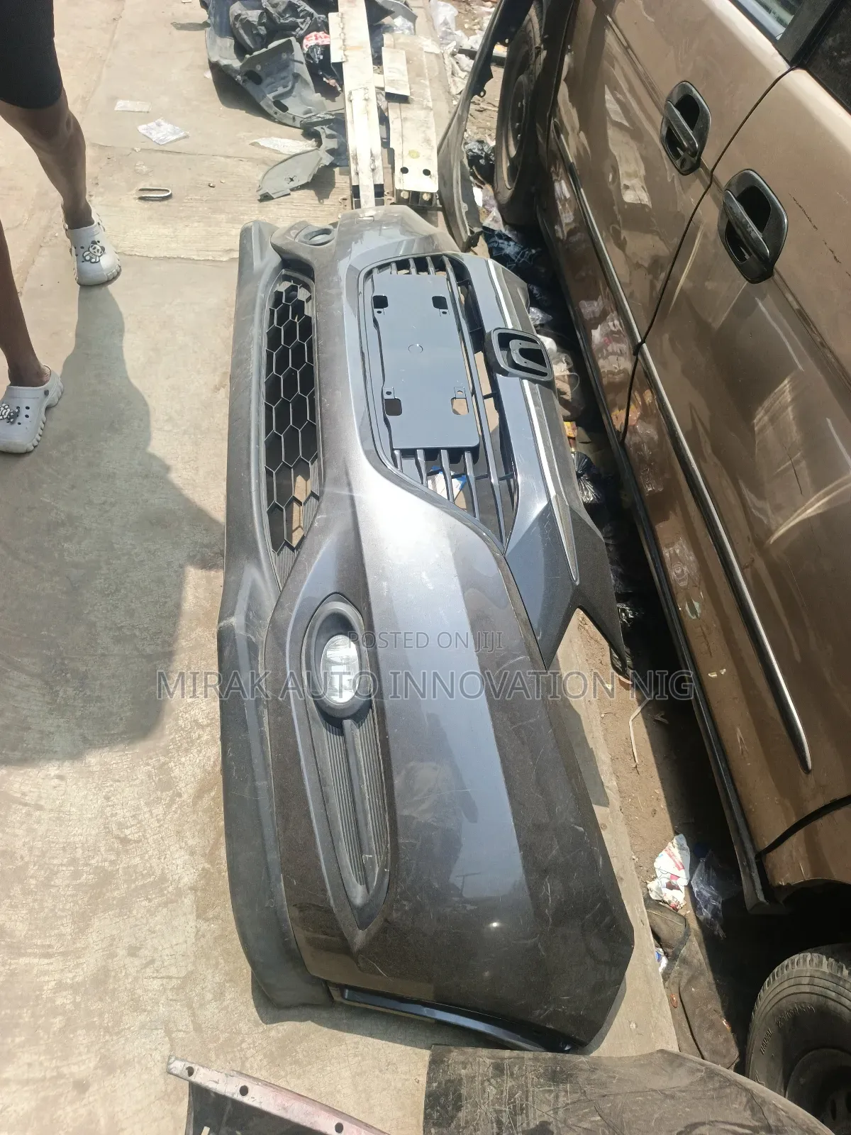 Complete Front Bumper Honda HRV