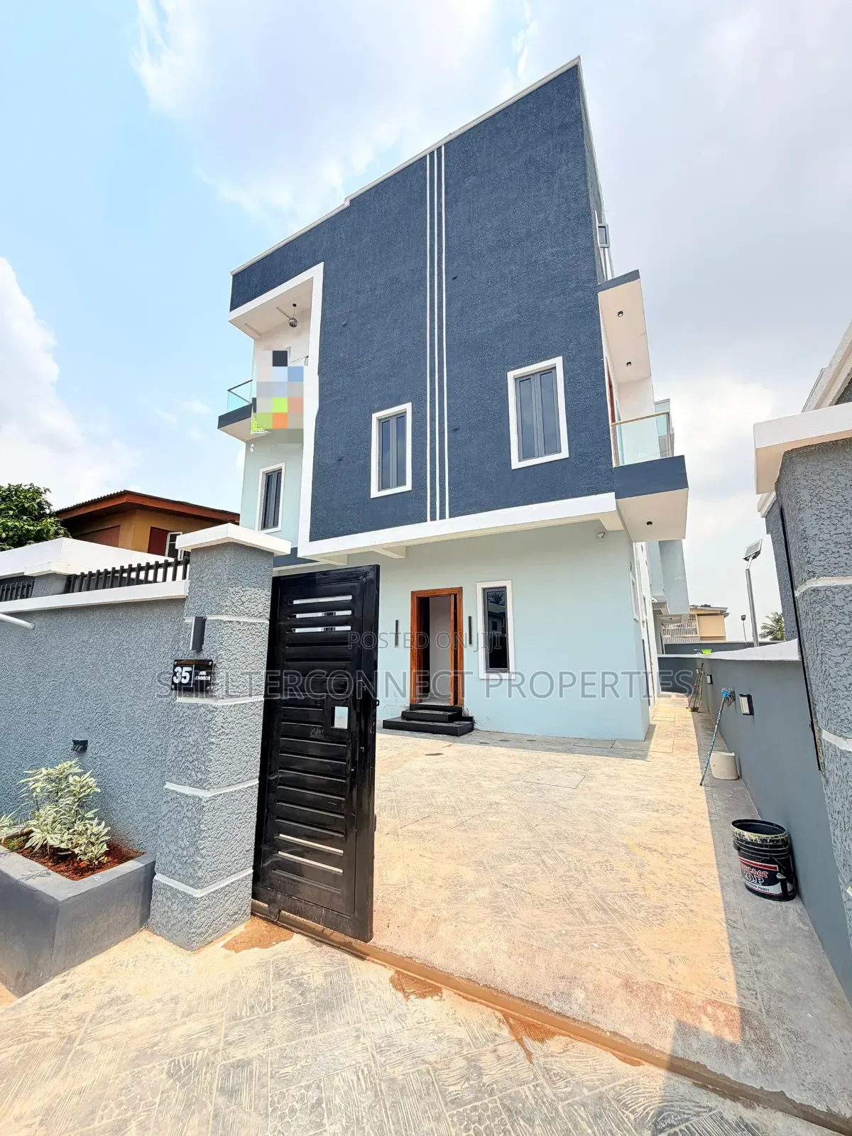 5bdrm Duplex in Adeniyi Jones for sale