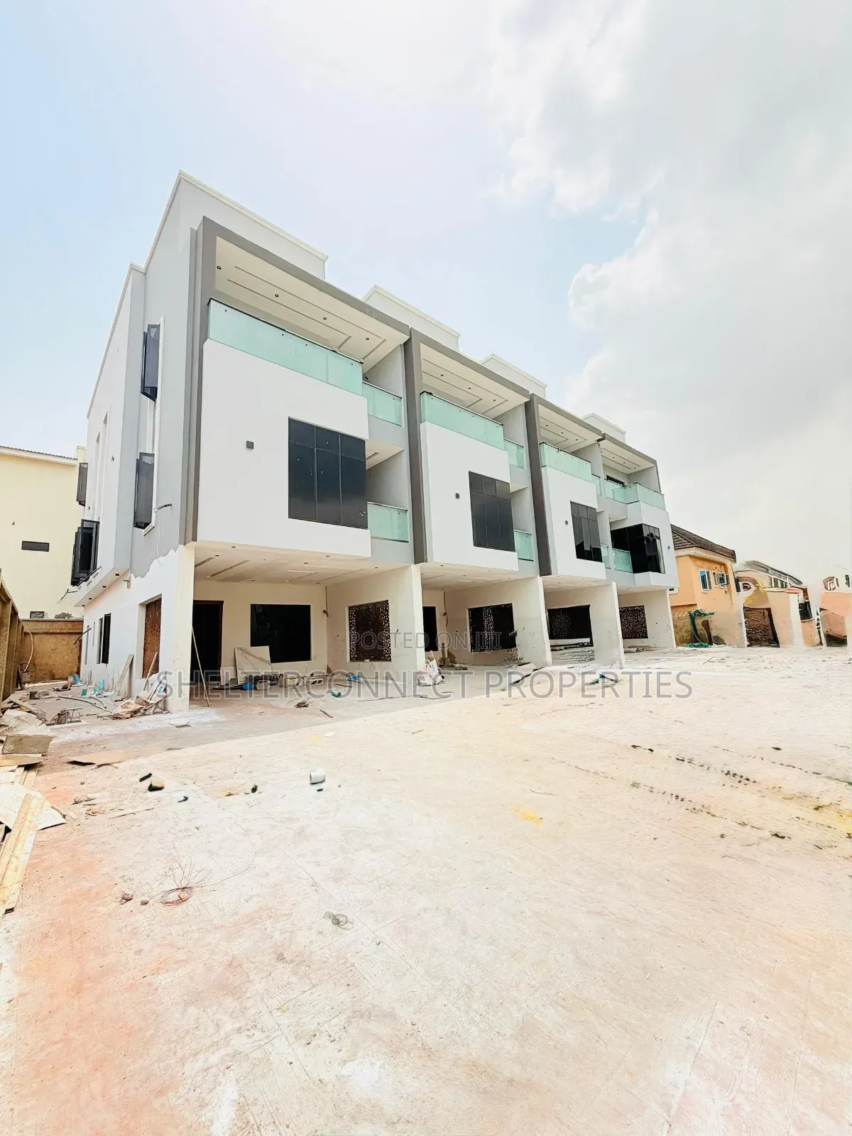 4bdrm Duplex in Omole Phase 2 for sale