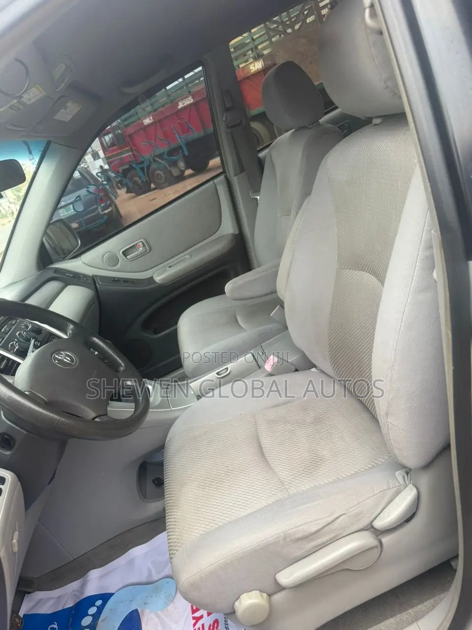 Toyota Highlander 2005 Silver