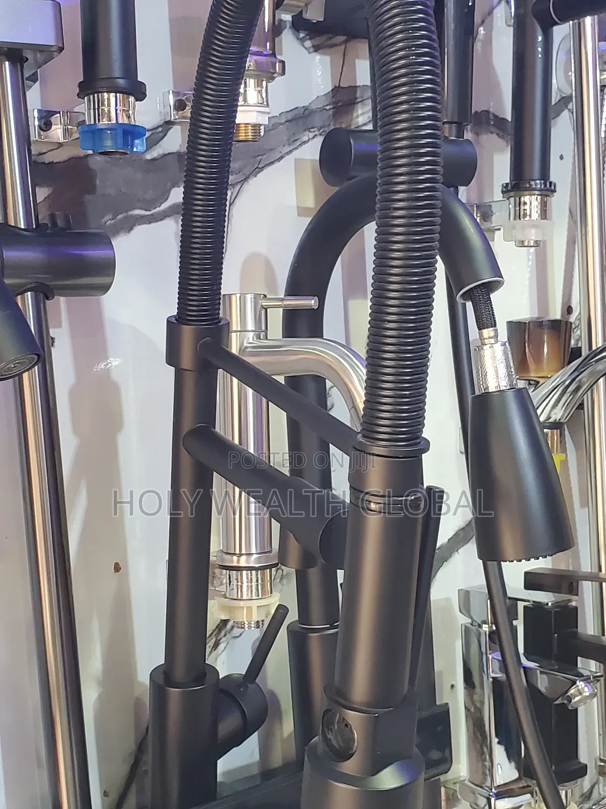 All Tlkind of Faucet Available