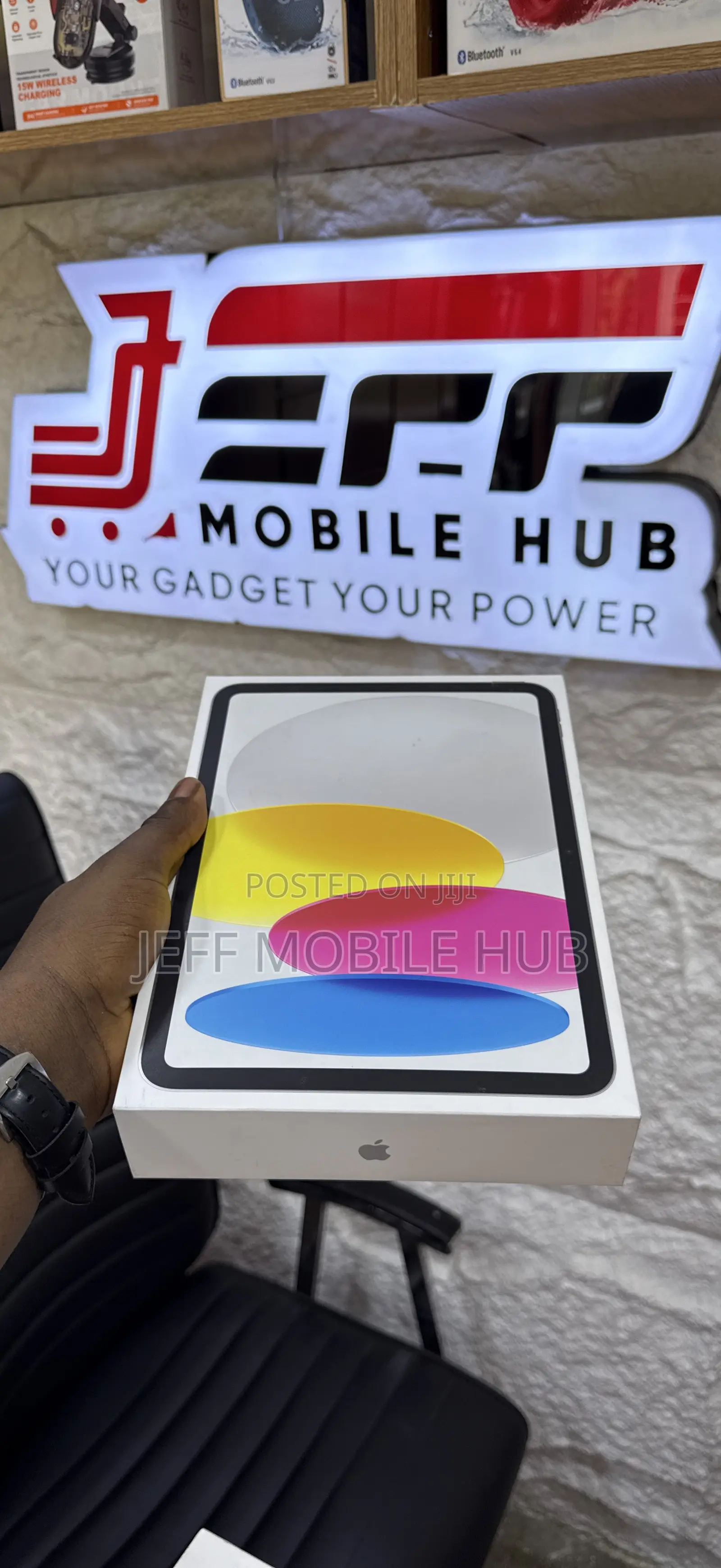 New Apple iPad (2025) 128 GB Silver