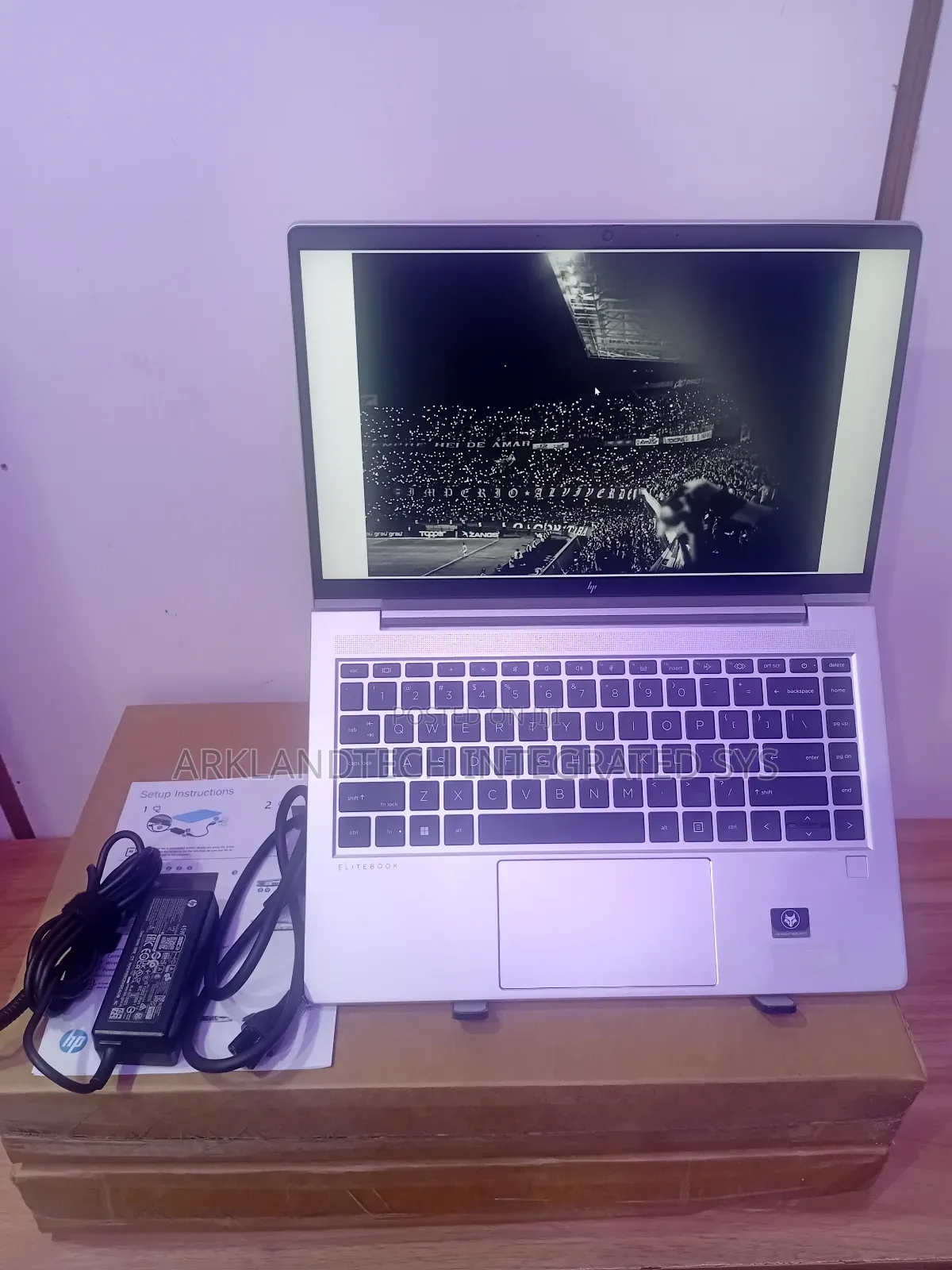 New Laptop HP 240 G1 16GB AMD Ryzen 5 SSD 512GB