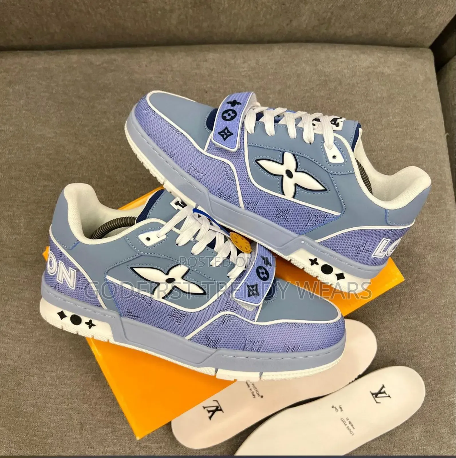 New Classic Designs Sneakers