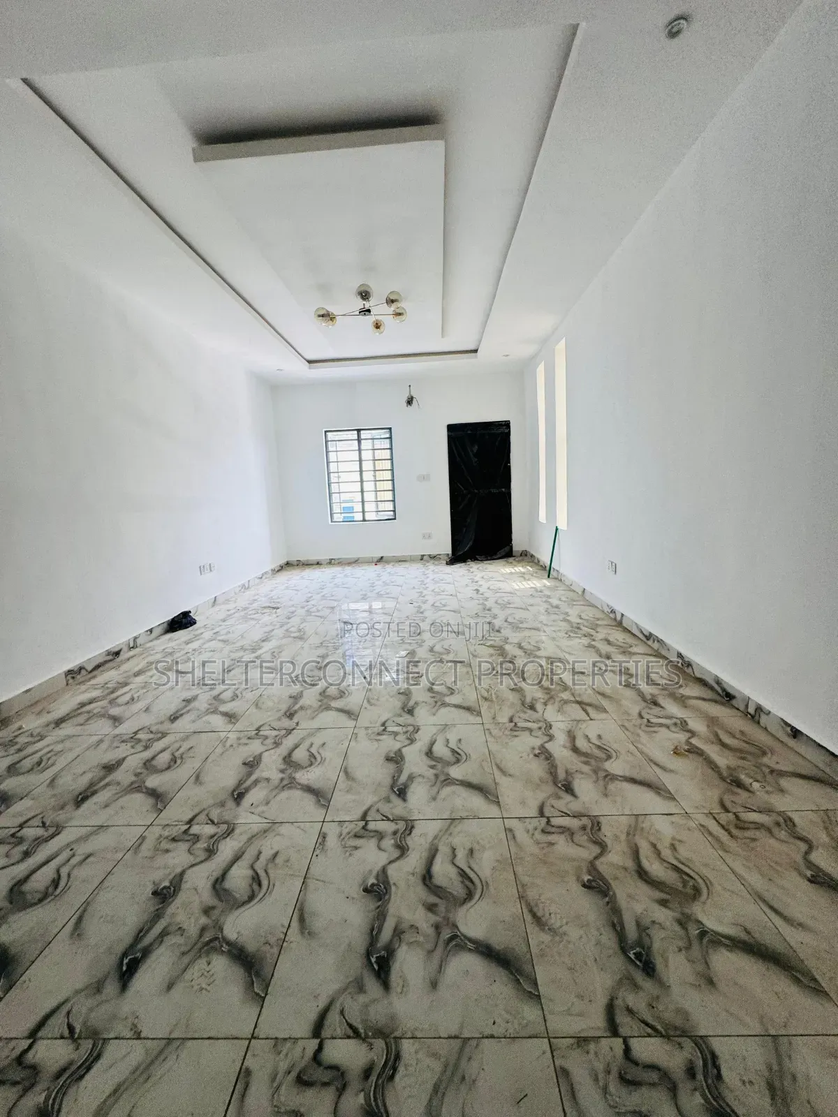 4bdrm Duplex in Anthony Village for sale