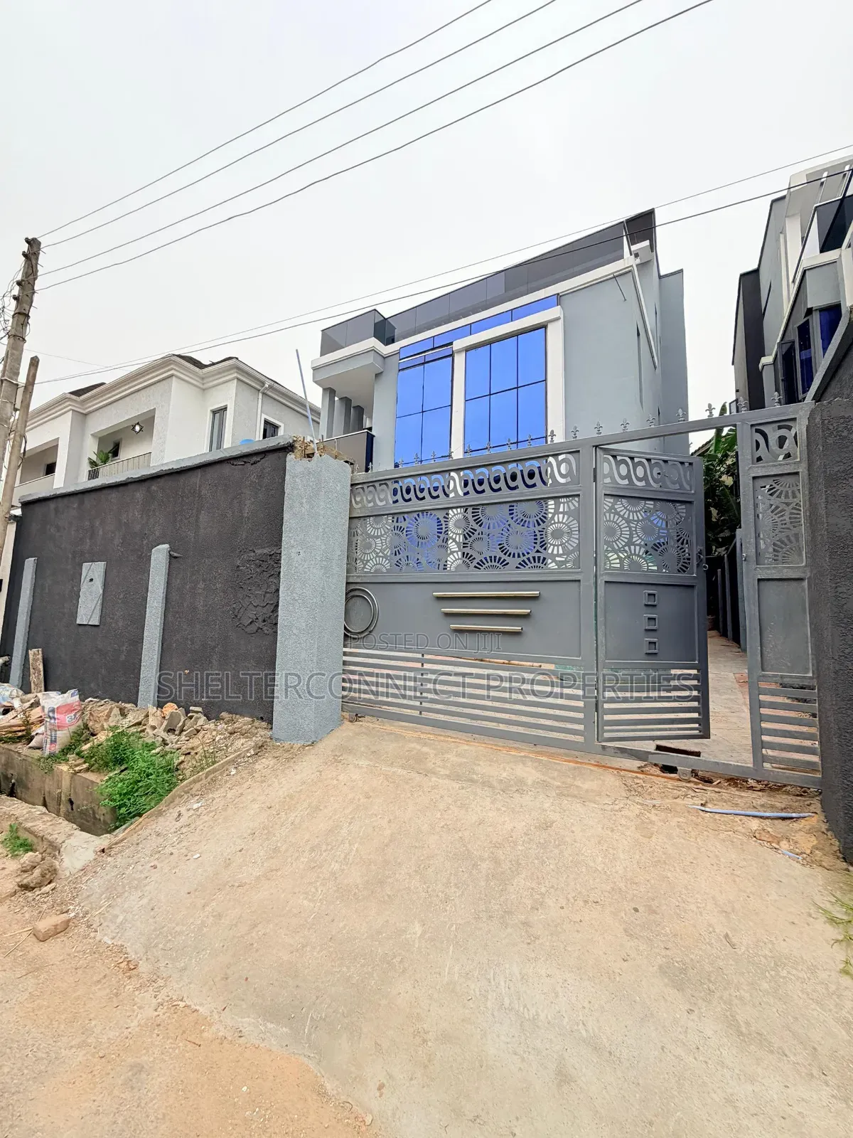 4bdrm Duplex in GRA Phase 2 Shangisha for sale