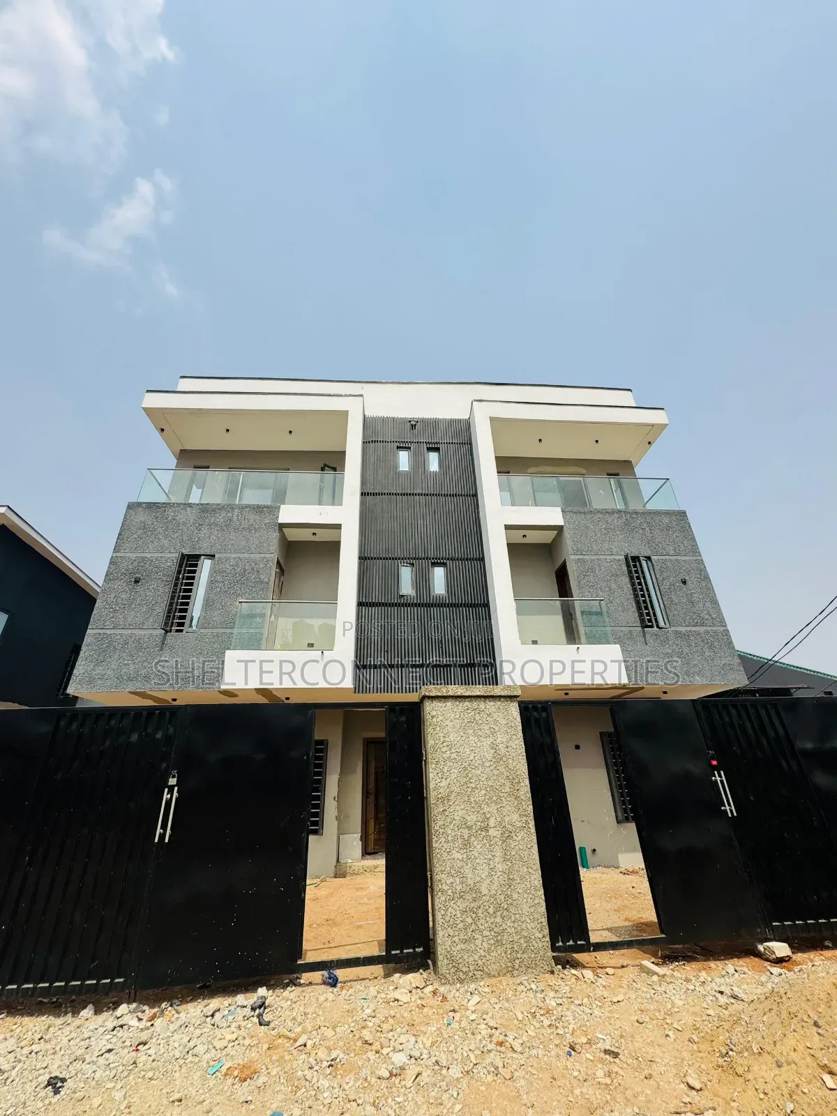 4bdrm Duplex in Ogudu GRA for sale