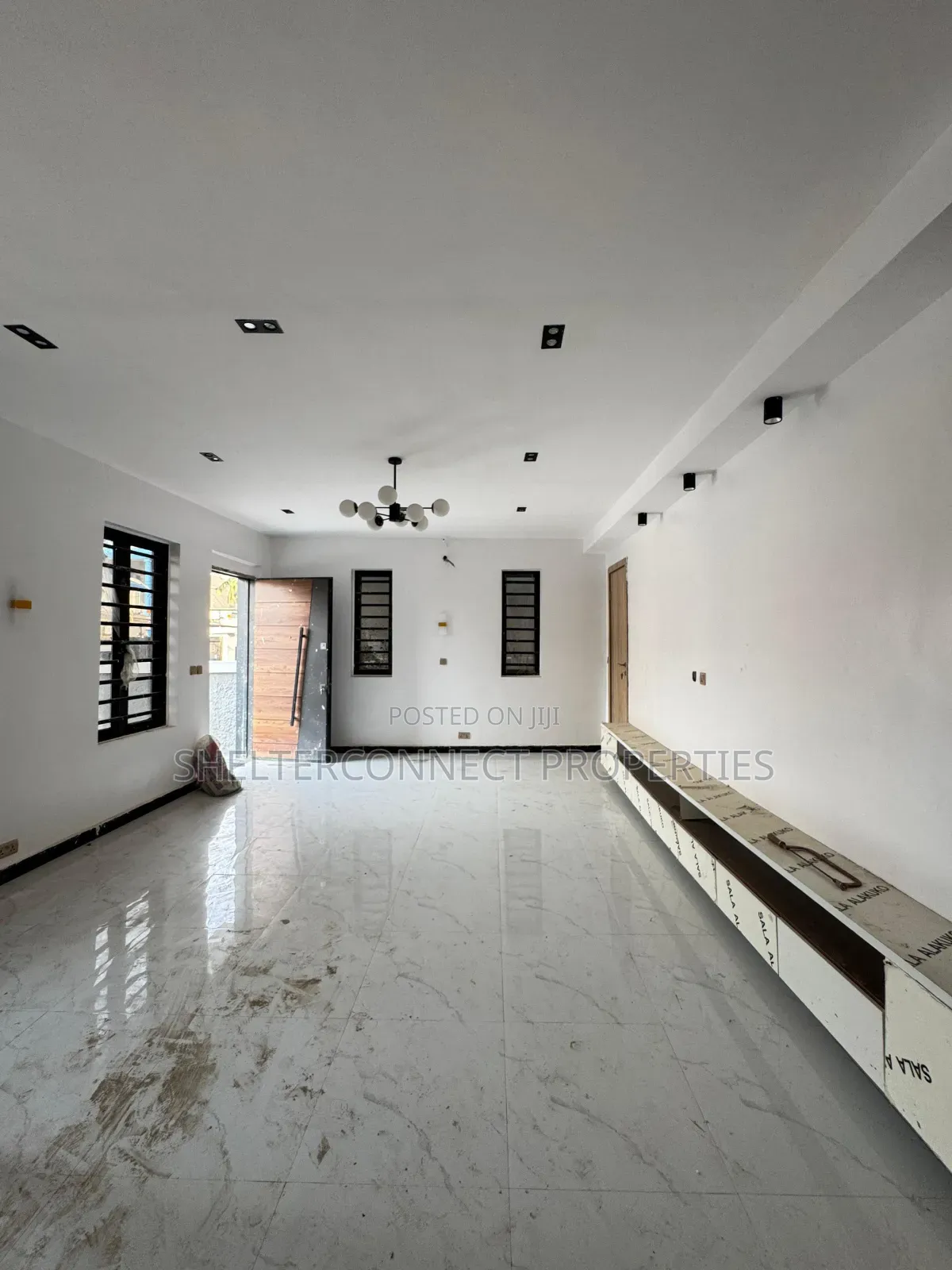 4bdrm Duplex in Berger for sale