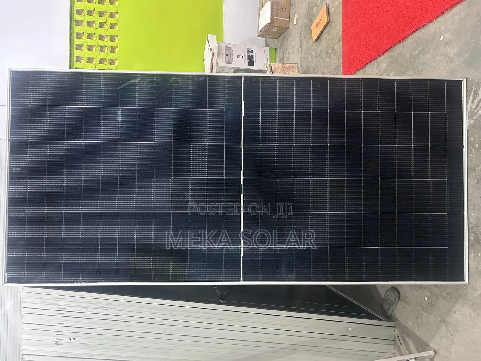 Jinko 650w Bi-Facial Solar Panel