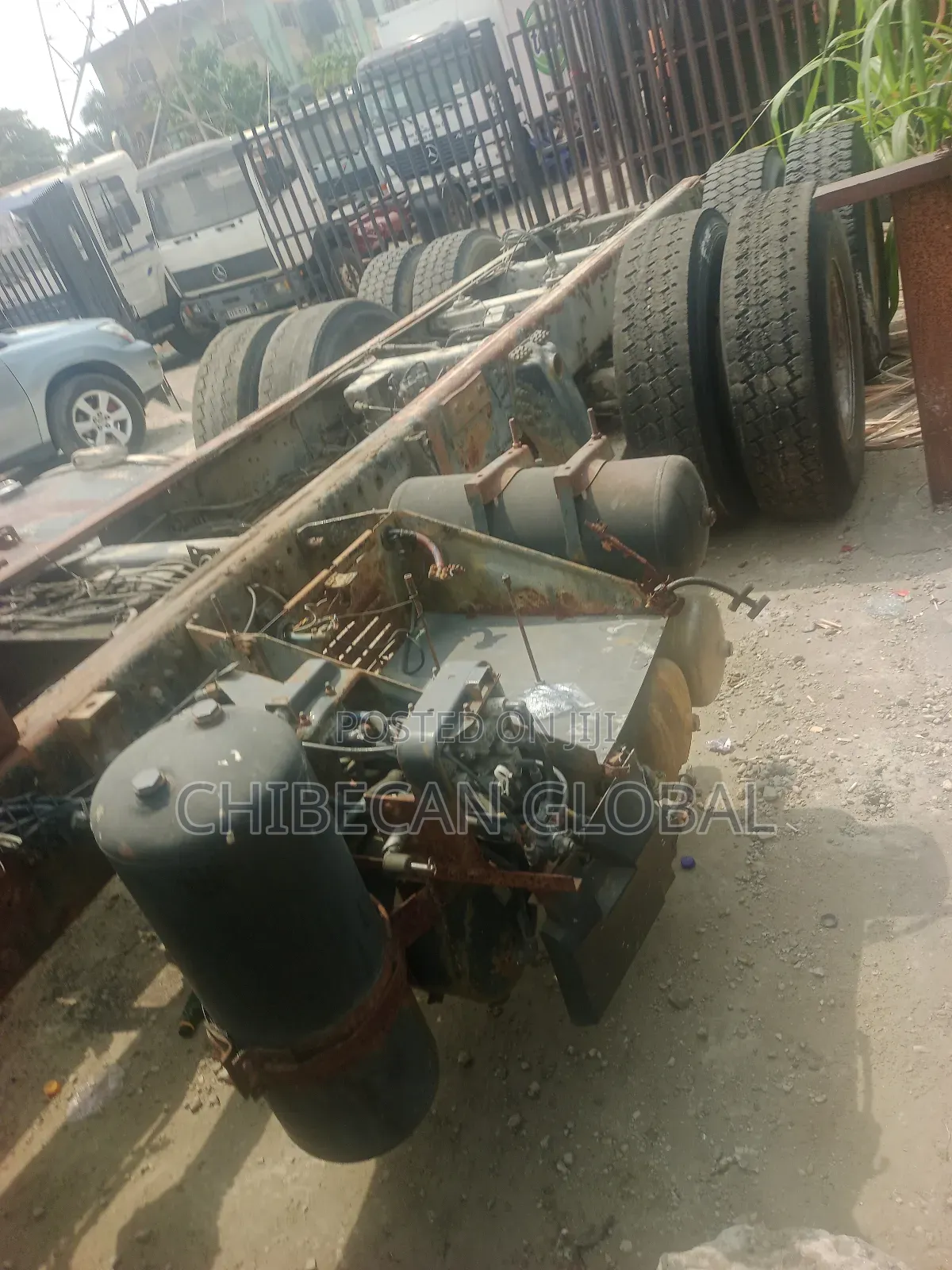 Scania 113 Truck 10 Tyres 2000 White