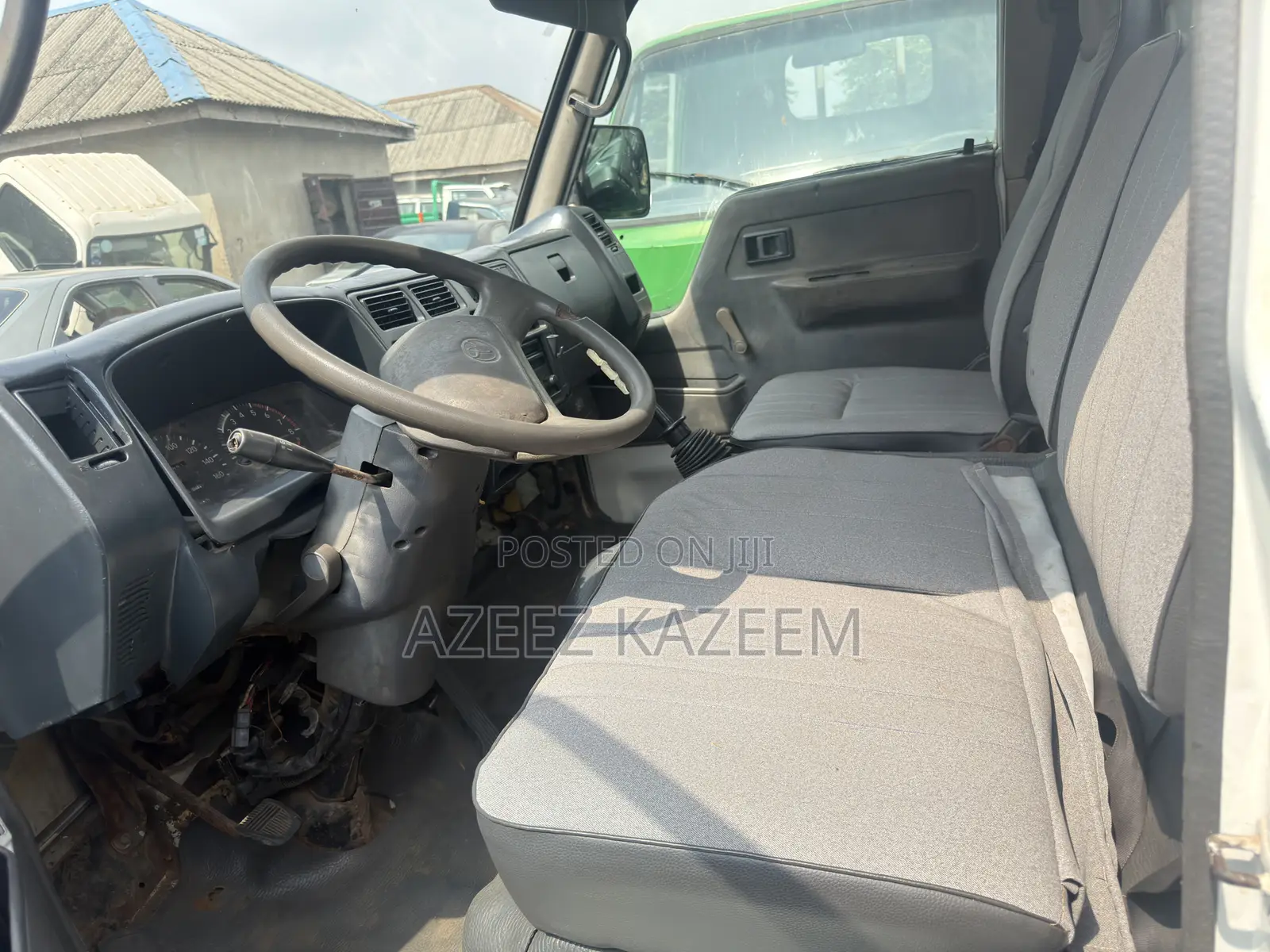 Toyota Dyna 200 (New Model Face) 6 Tyres